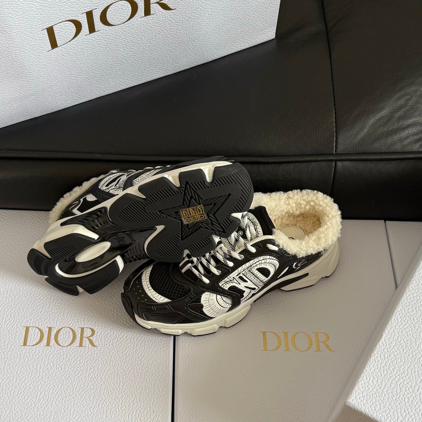 Dior 25 Chrono Sneakers Black Cream Mesh Calfskin 531389