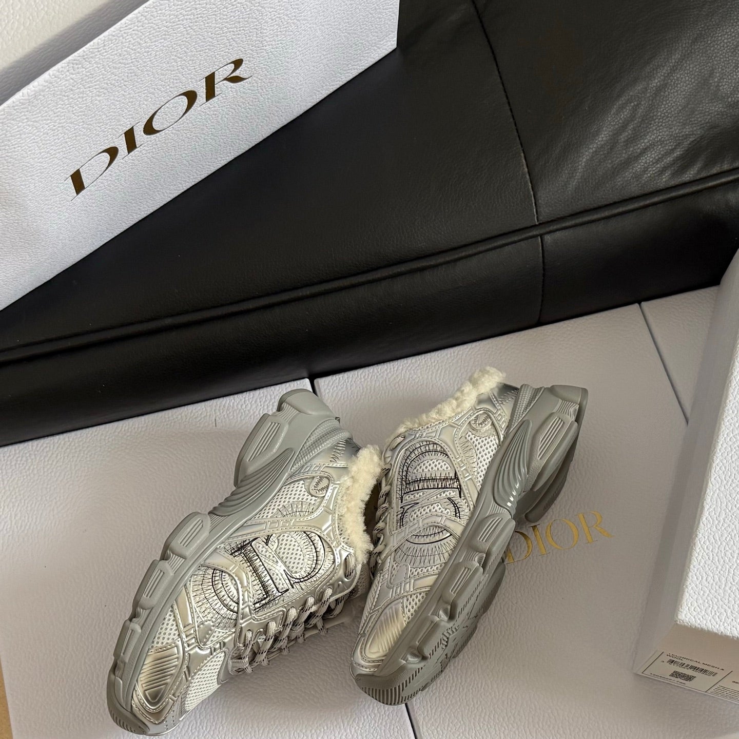 Dior 25 Chrono Sneakers Silver Cream Mesh Calfskin 531392