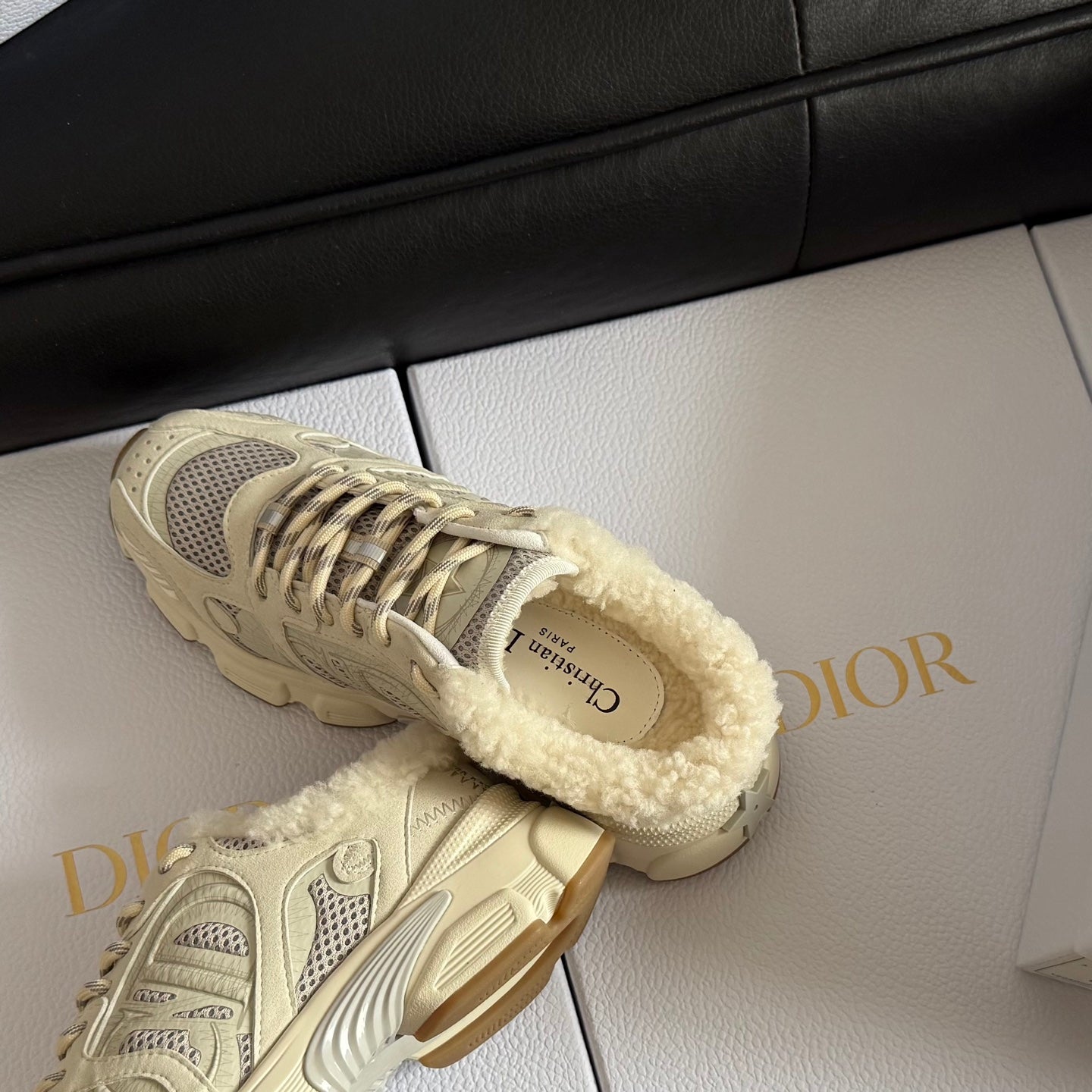 Dior 25 Chrono Sneakers Cream Mesh Calfskin 531394
