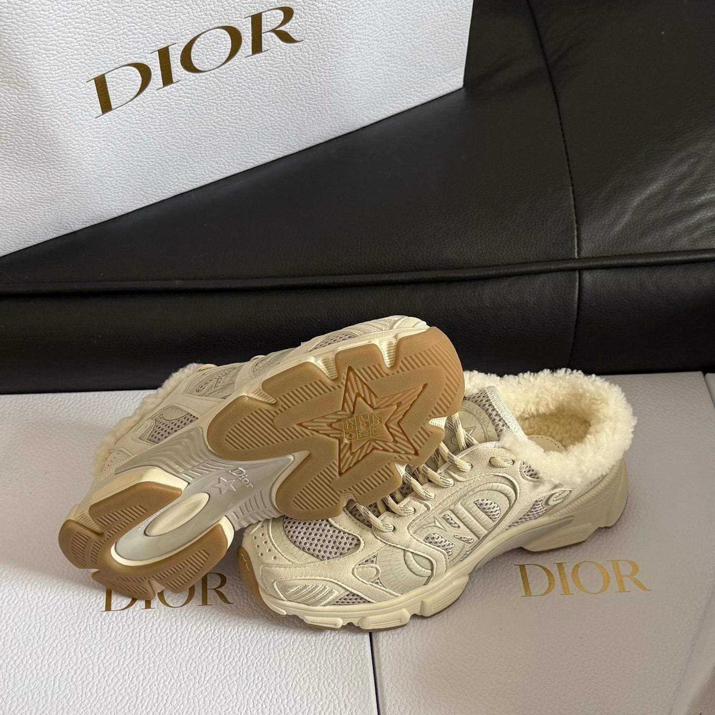 Dior 25 Chrono Sneakers Cream Mesh Calfskin 531394