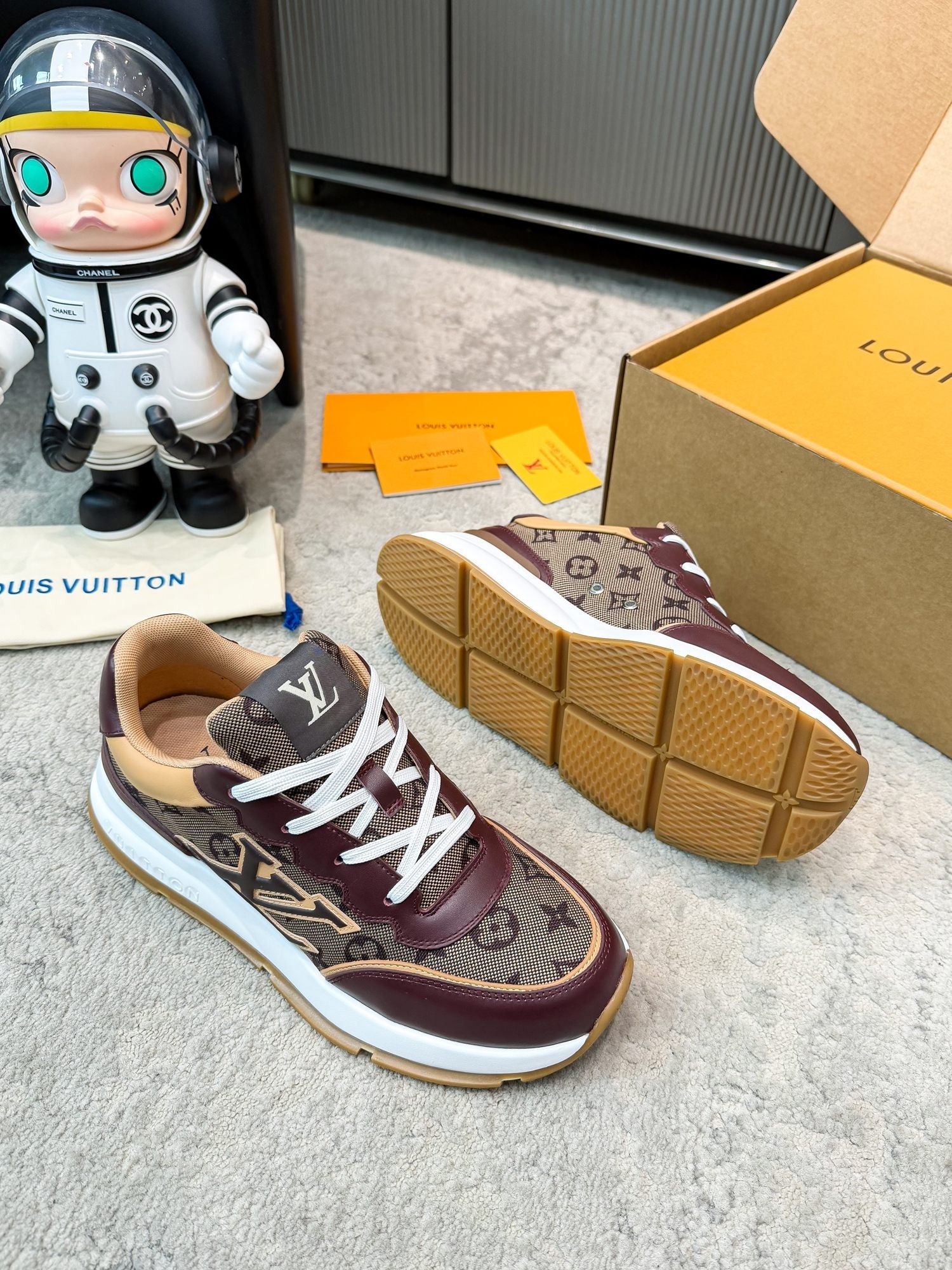 LV 26ss Platform Sneaker Burgundy Beige Black Cowhide 625422