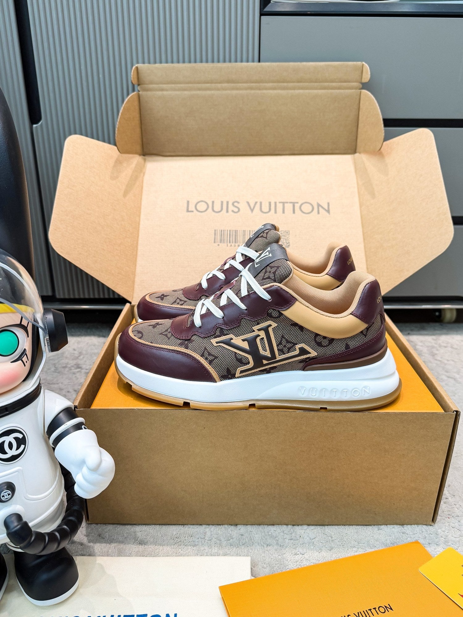 LV 26ss Platform Sneaker Burgundy Beige Black Cowhide 625422