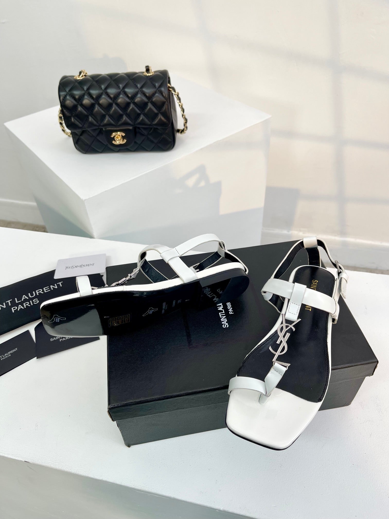 SL CASSANDRA ONE SANDAL FLAT WHITE CALFSKIN