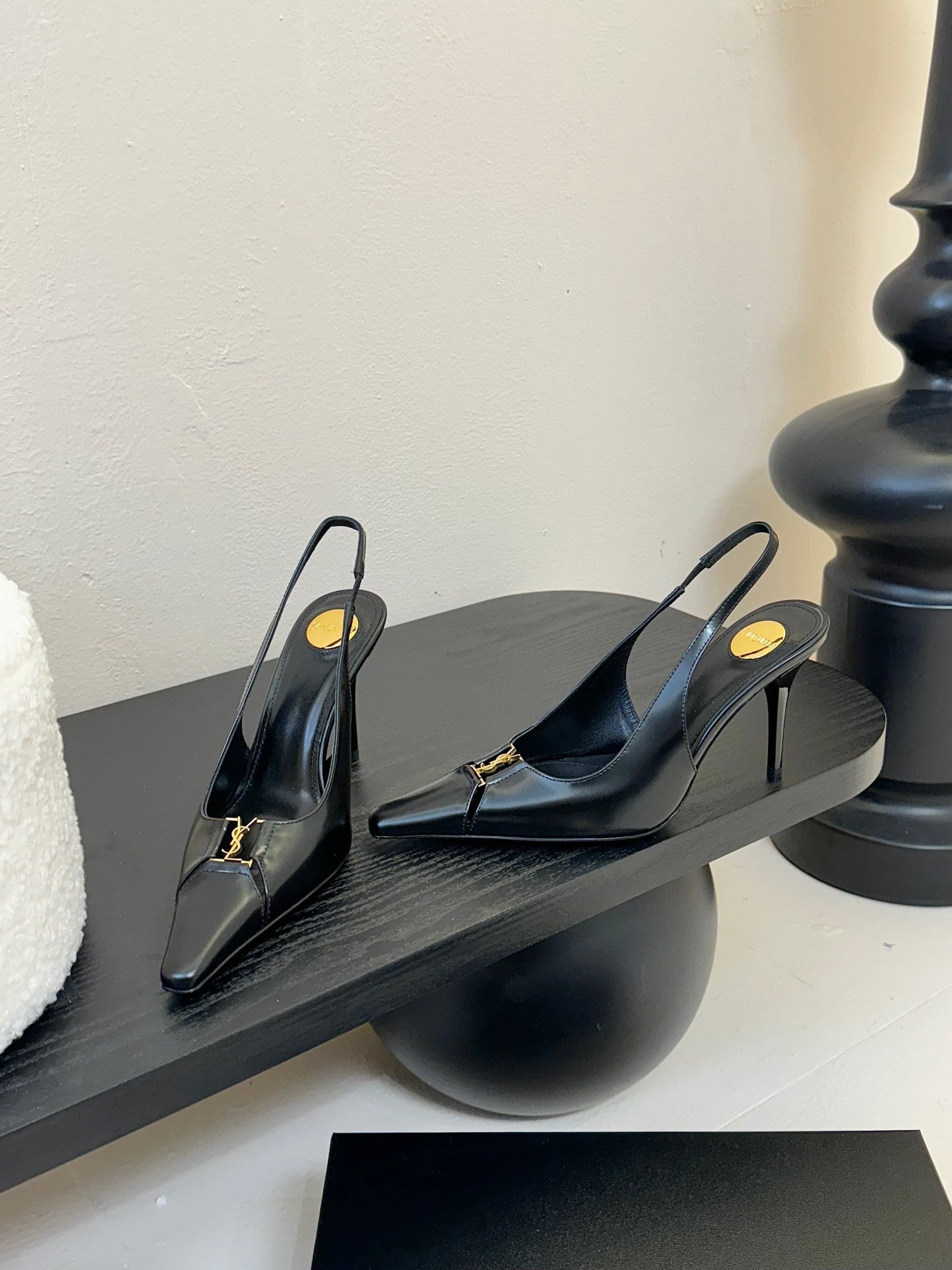 YSL Pointed Toe Slingback 85mm Calfskin