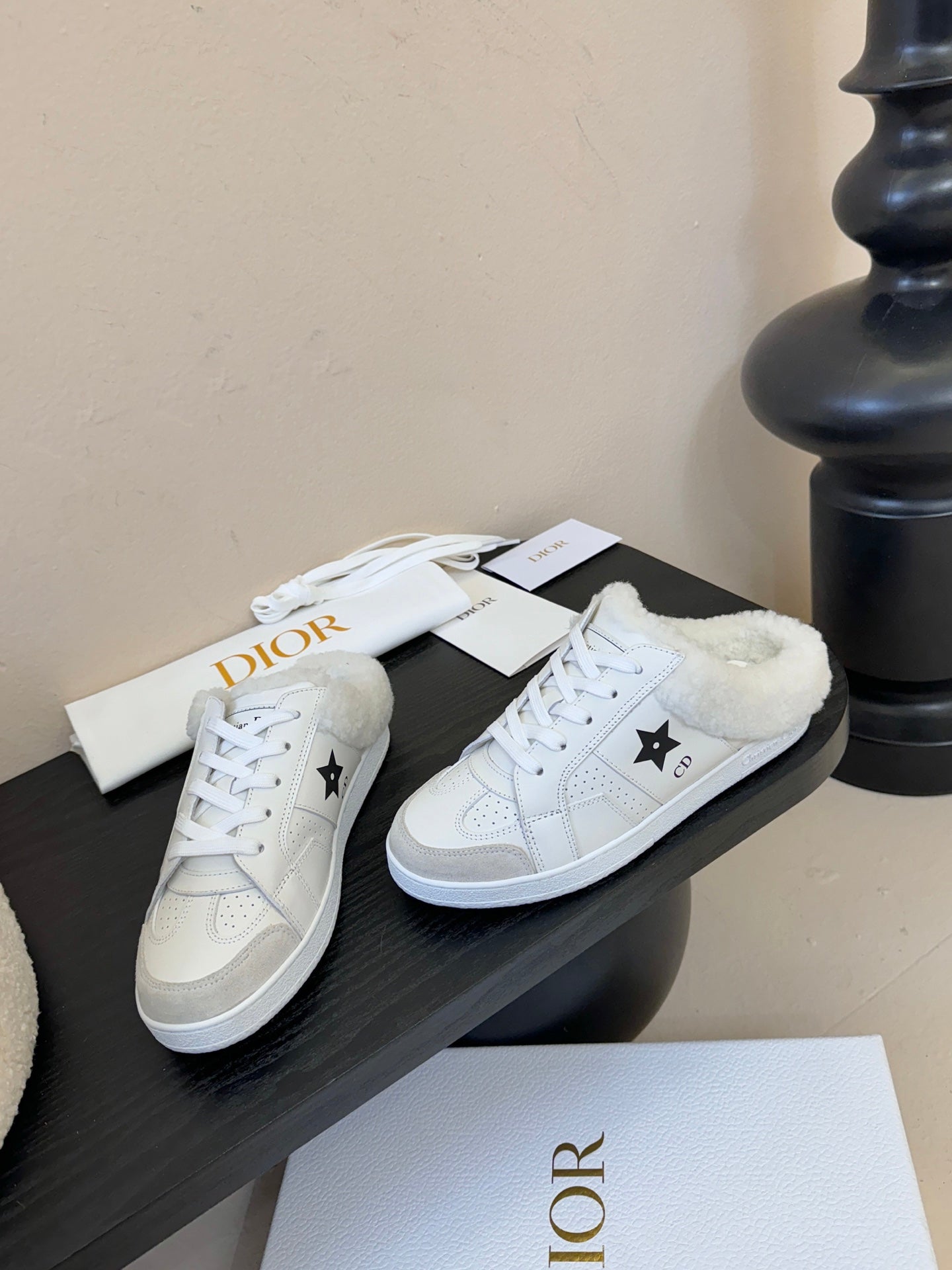 Dior 25 Star Sneaker White Black Suede Cowhide 530613