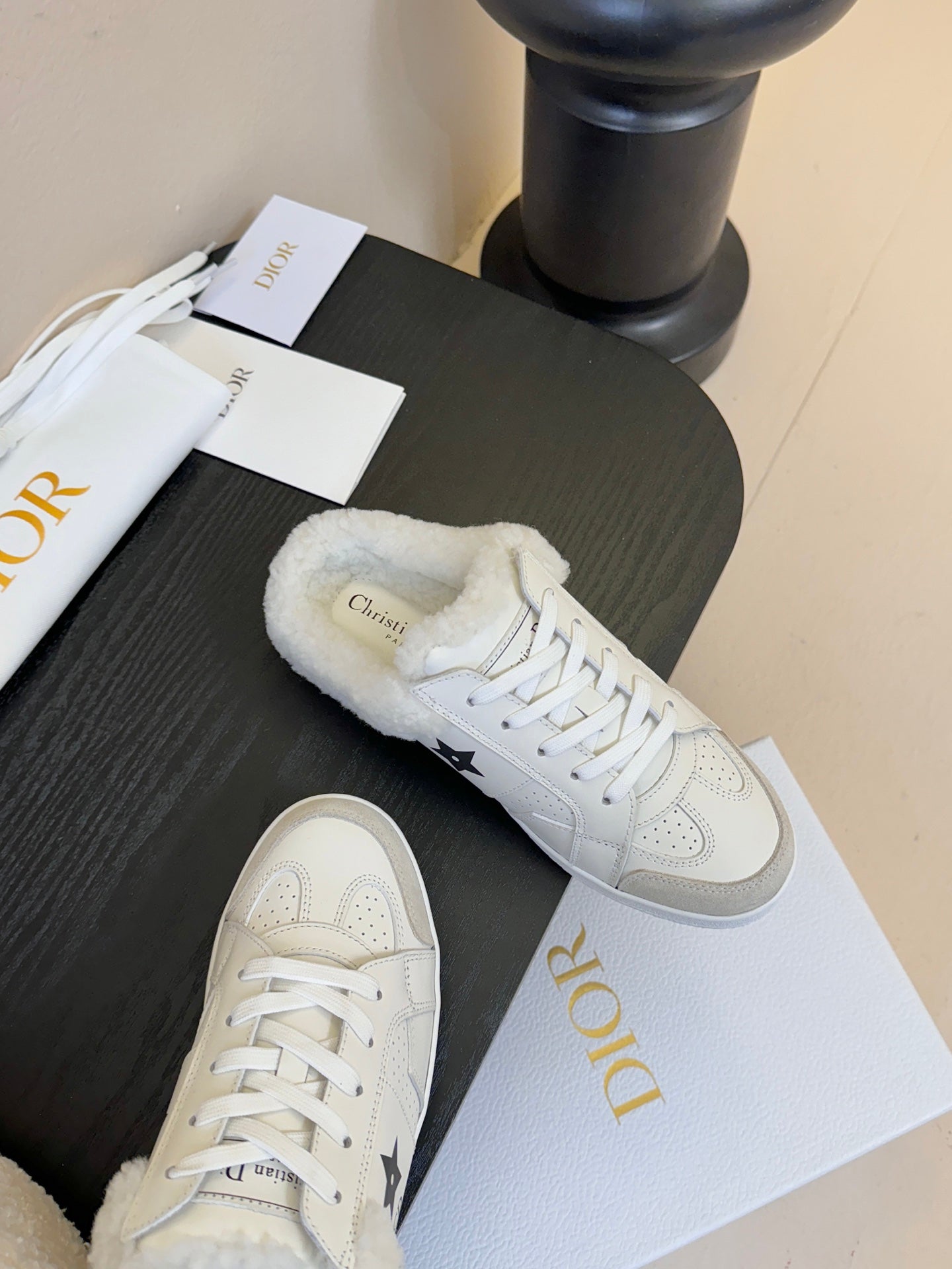 Dior 25 Star Sneaker White Black Suede Cowhide 530613