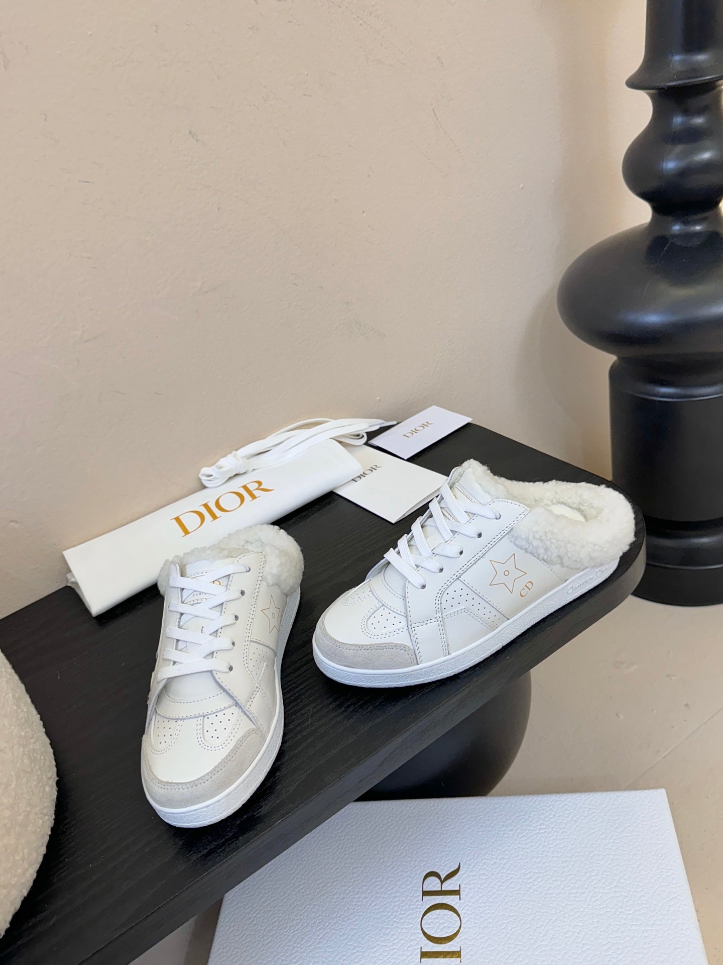 Dior 25 Star Sneaker White Suede Cowhide 530614