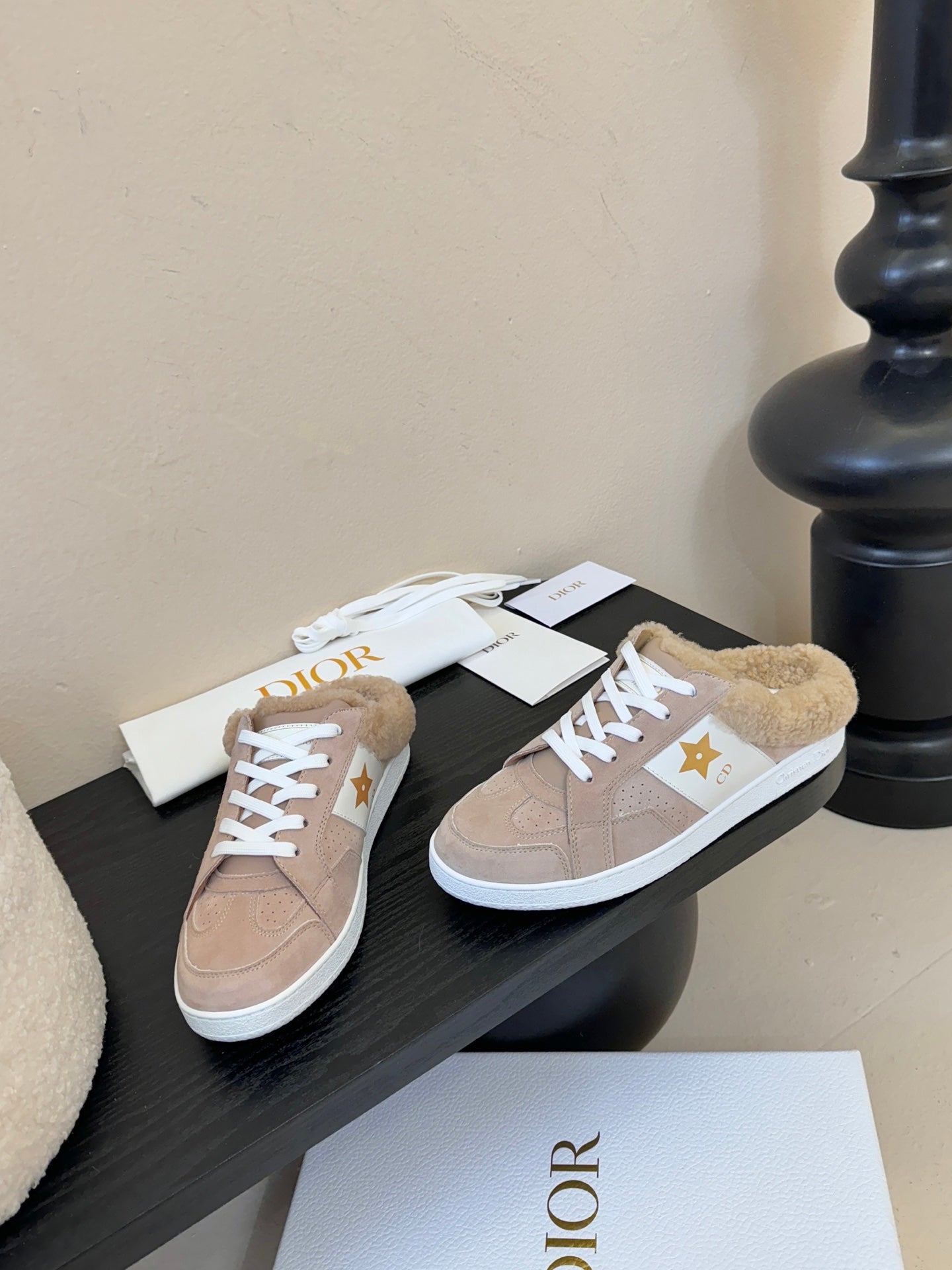 Dior 25 Star Sneaker Pink Beige Suede Cowhide 530615