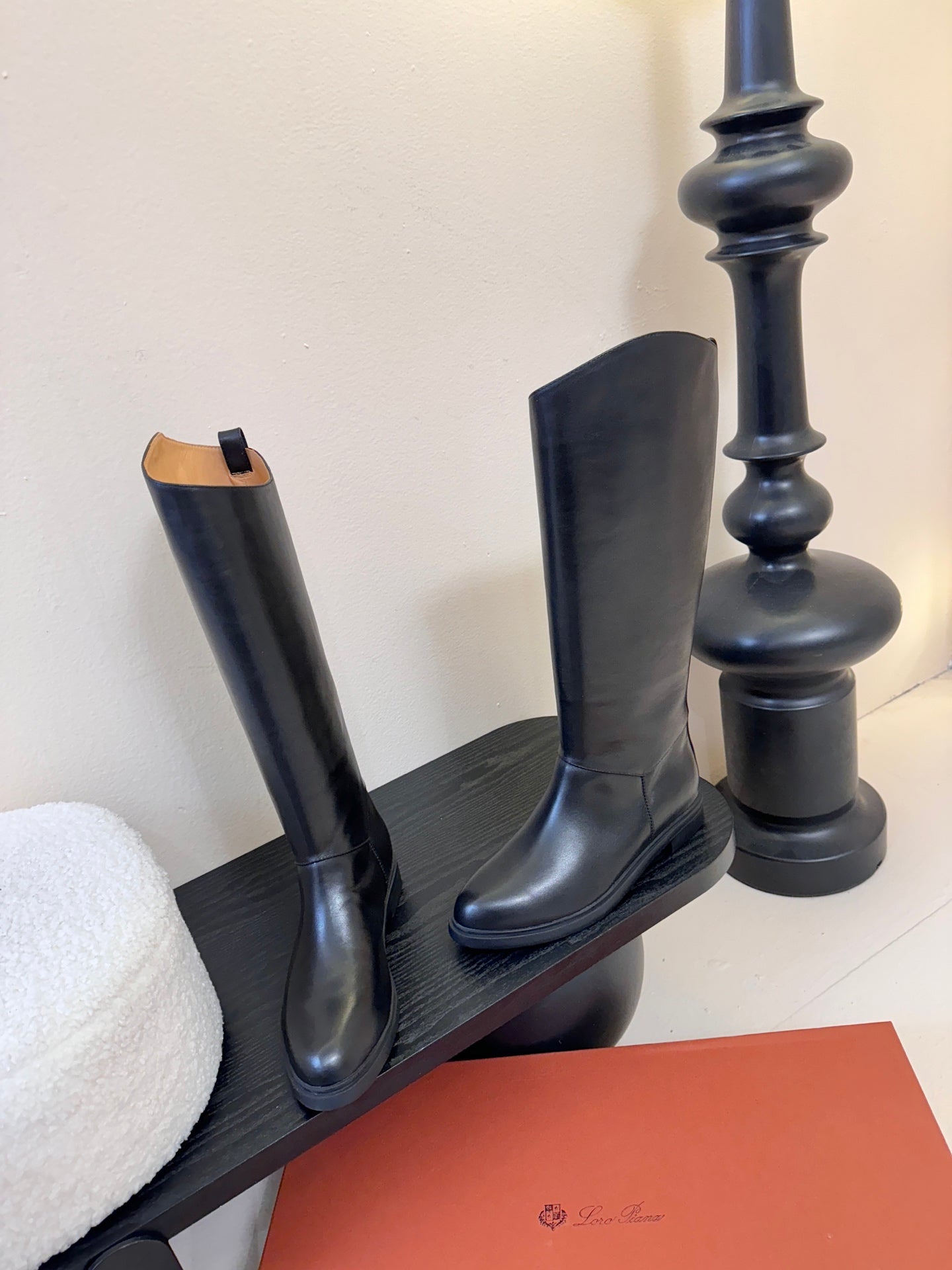 LP 26SS High Boot Black Cowhide 580939