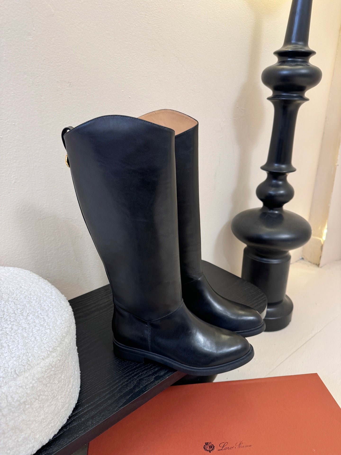 LP 26SS High Boot Black Cowhide 580939