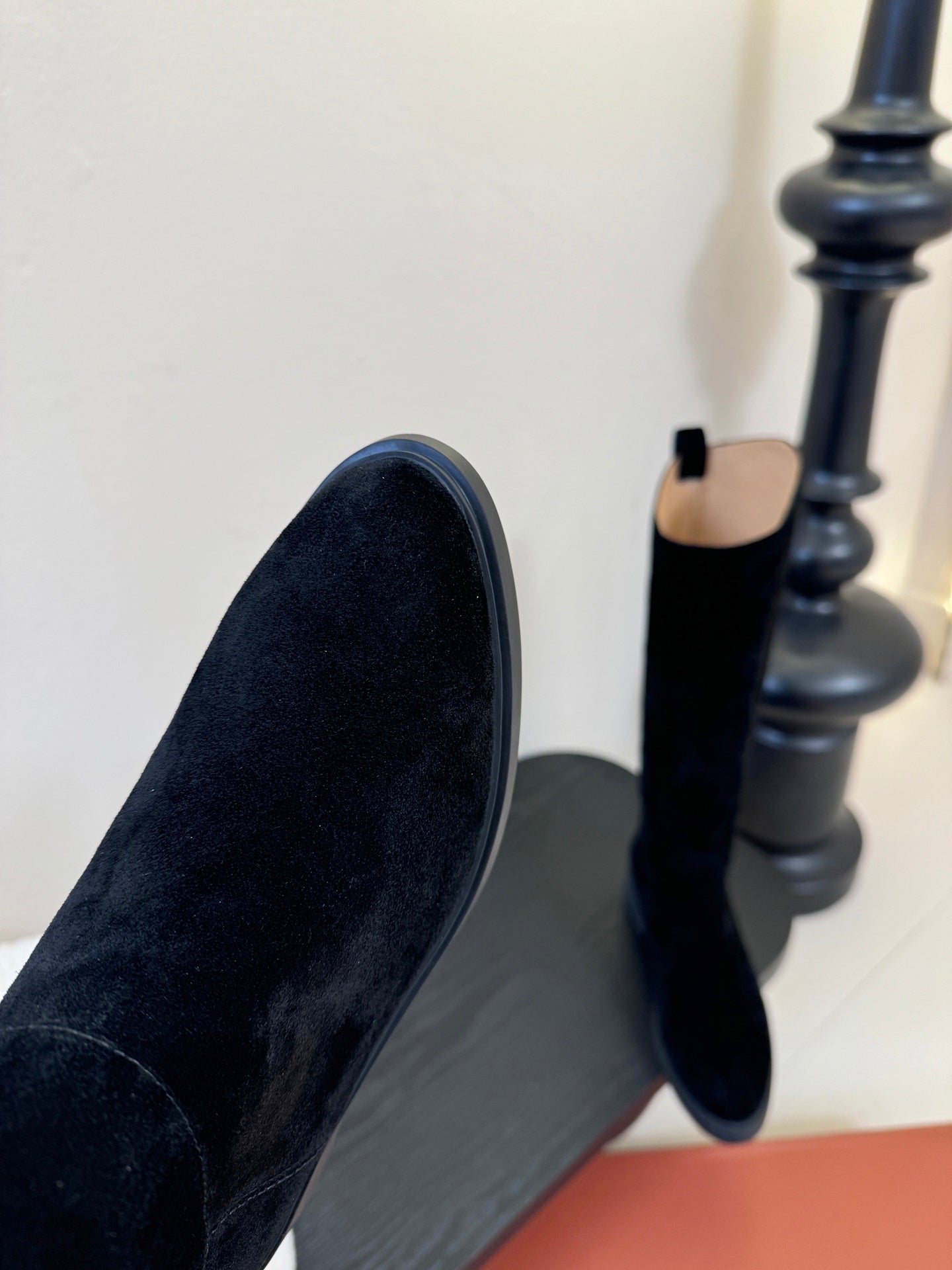 LP 26SS High Boot Black Suede 580941