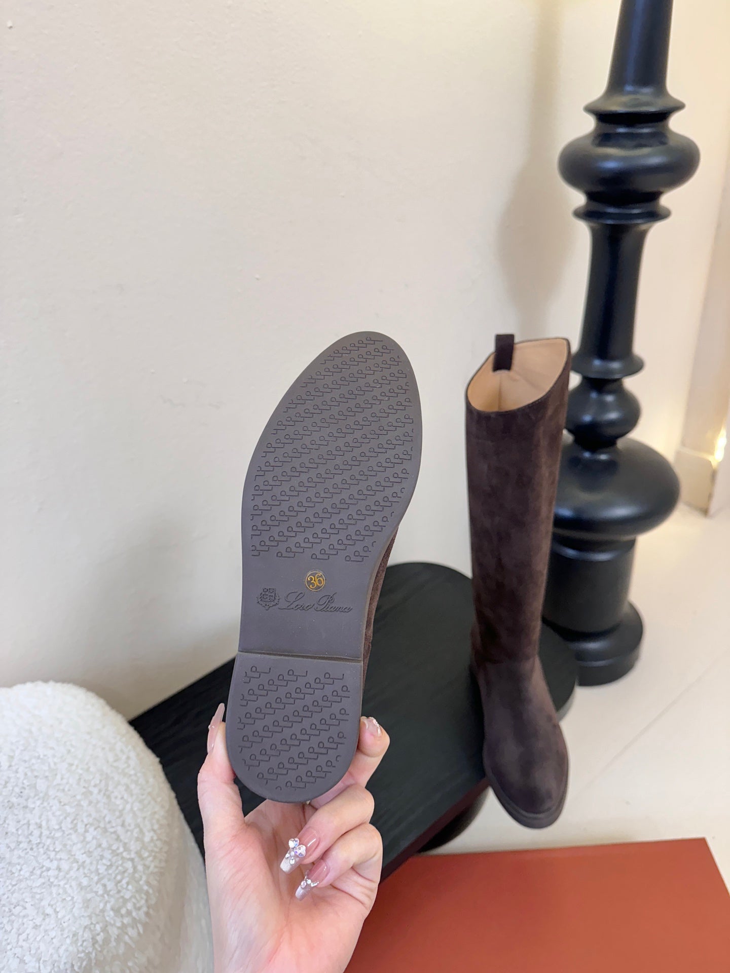 LP 26SS High Boot Dark Brown Suede 580942