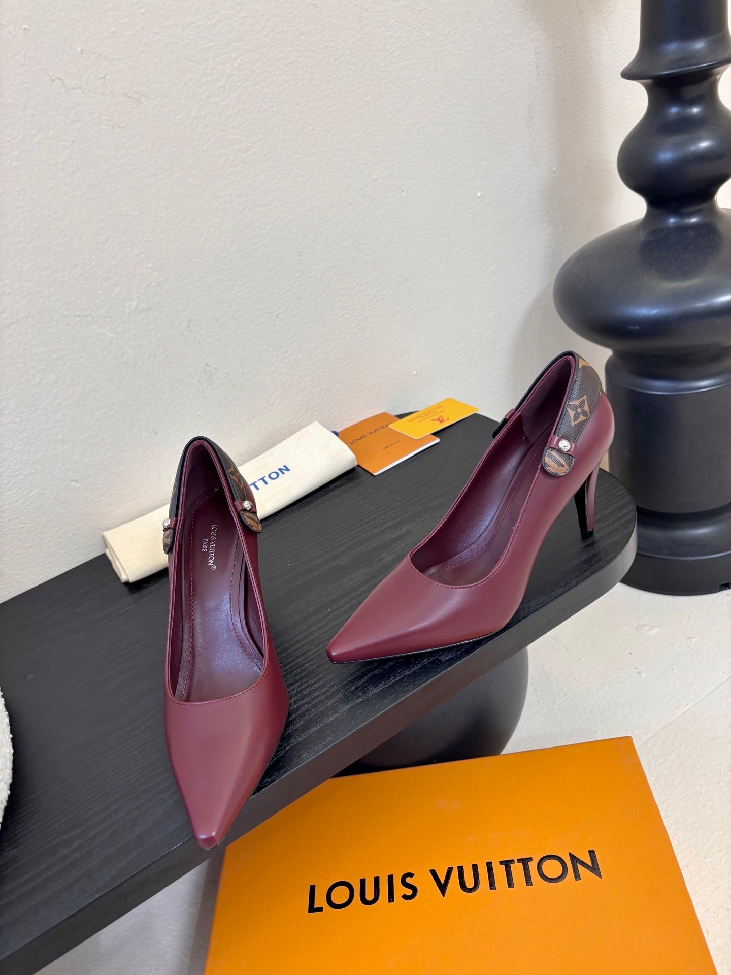 LV 26ss High Heeled Pump 90 Burgundy Sheepskin 627233