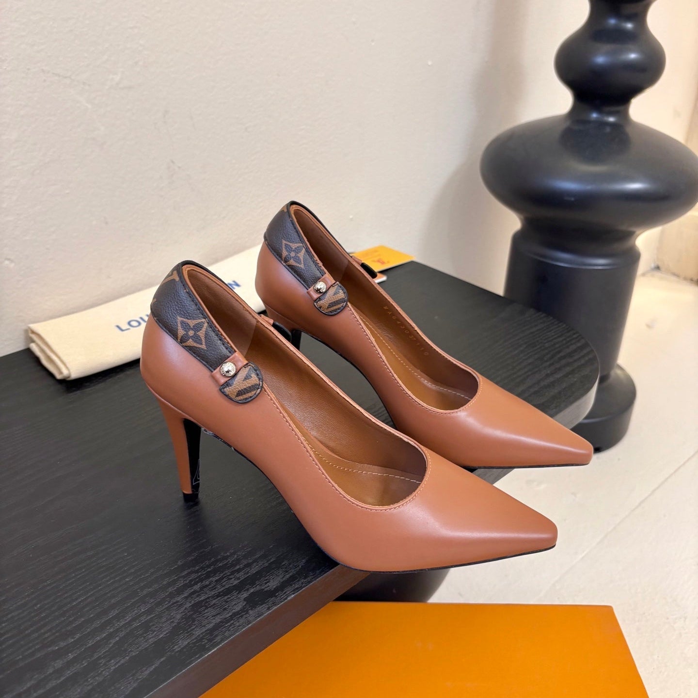 LV 26ss High Heeled Pump 90 Brown Sheepskin 627234