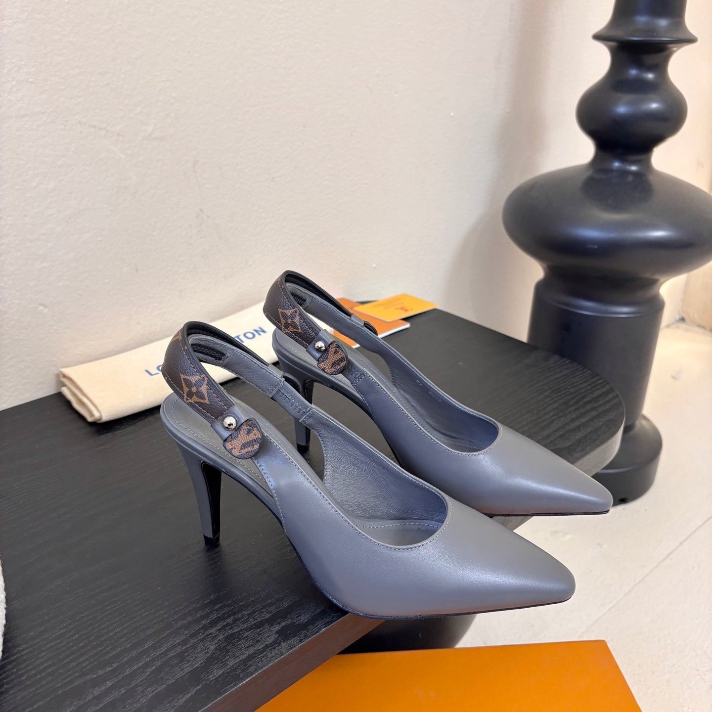 LV 26ss Legacy Slingback 90 Gray Sheepskin 627236