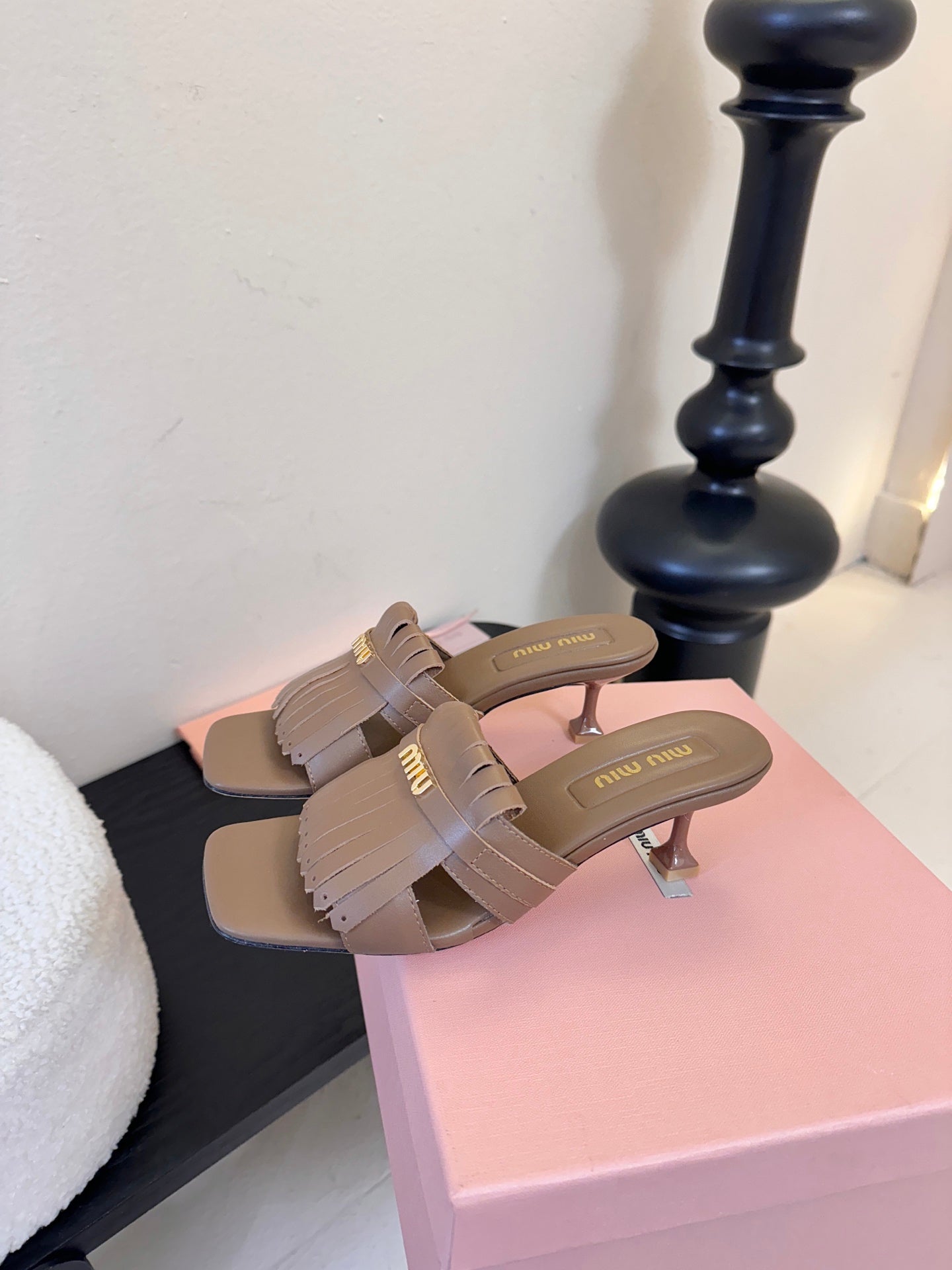 MIU 26ss High Heel Sandals 50 Brown Sheepskin 627356