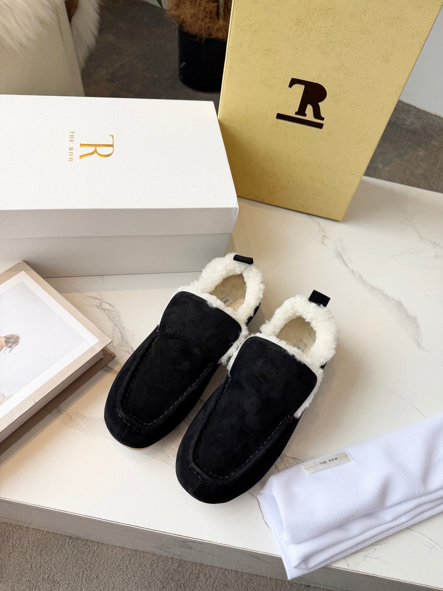The Row 2025 Loafer Black Suede Wool 576845
