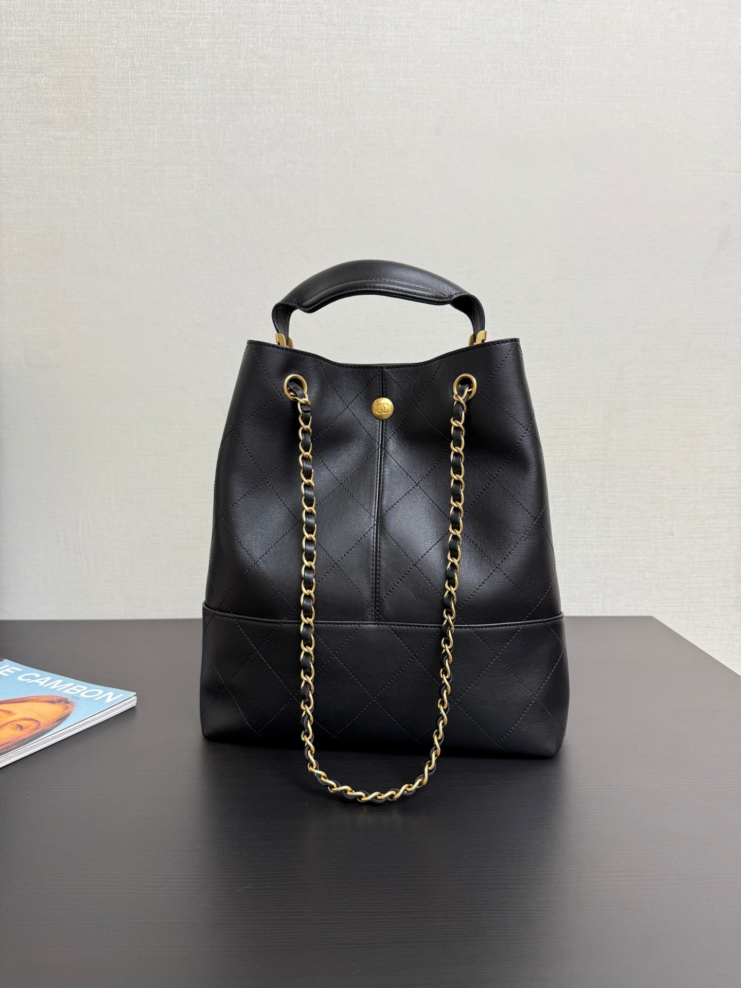 CC 25A Tote Bag 28cm Black Calfskin