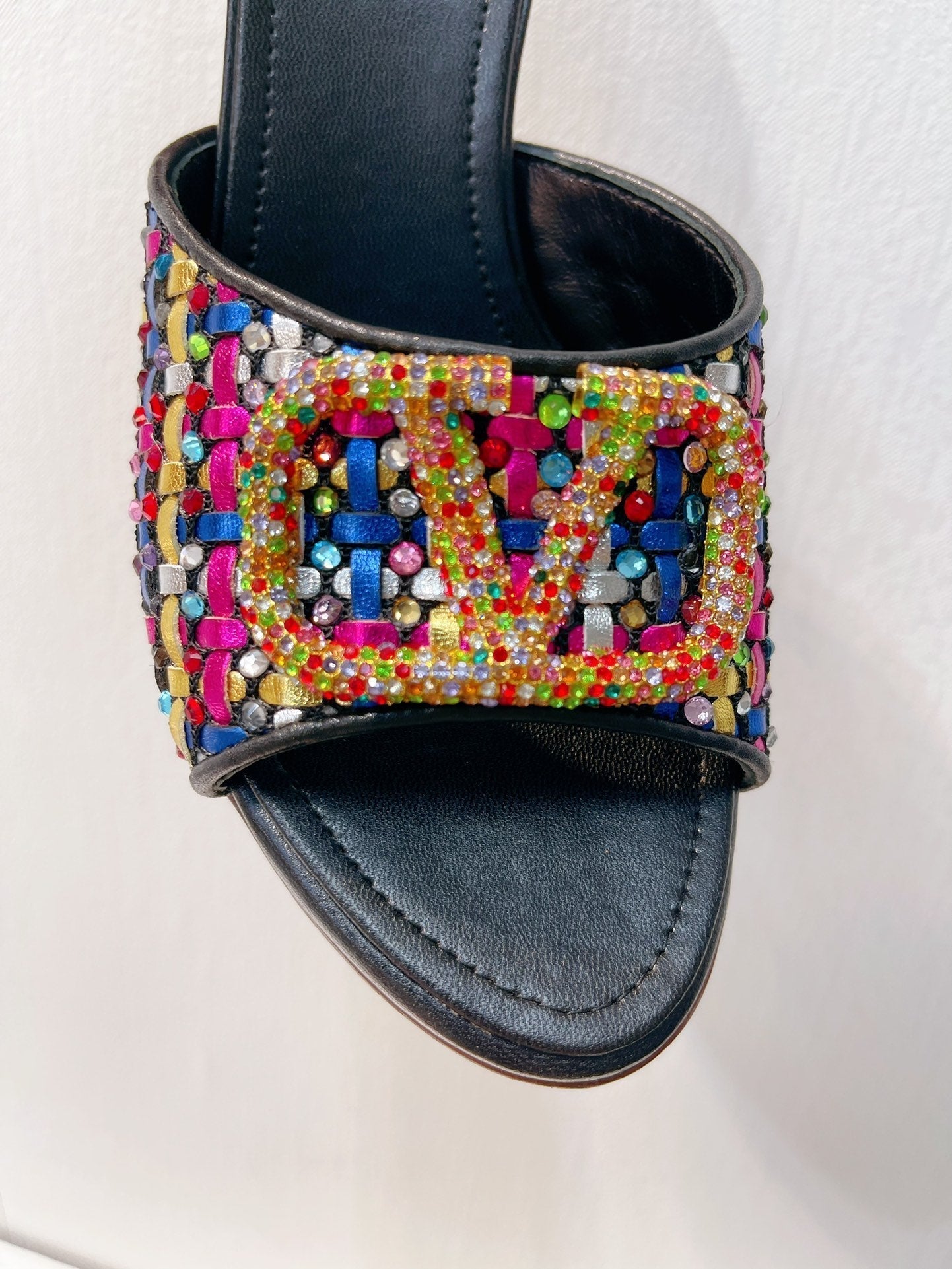 VT High Heeled Sandals Black Sheepskin 292796