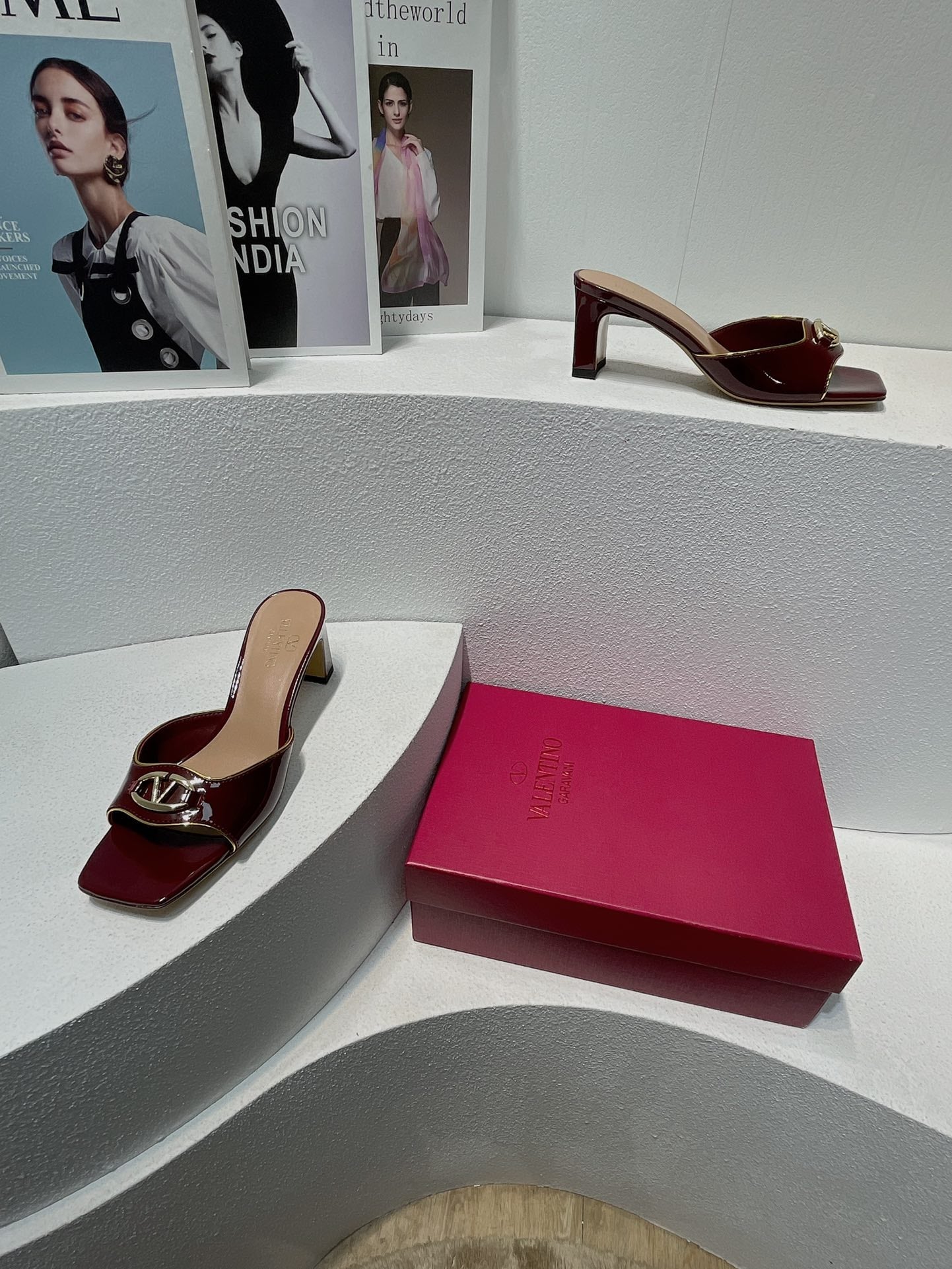 VT Mid Heel Mule Sandal Ruby Red Sheepskin 292761