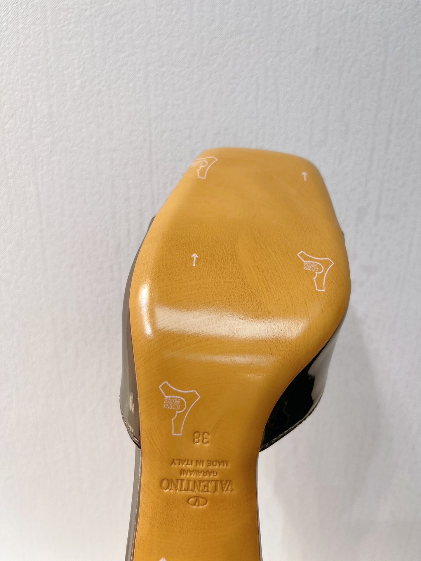 VT Mid Heel Mule Sandal Gray Sheepskin 292766