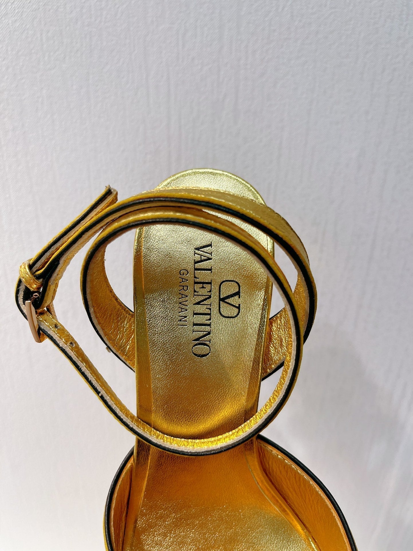 VT Sandals Heels 50mm Gold Cowhide 292774