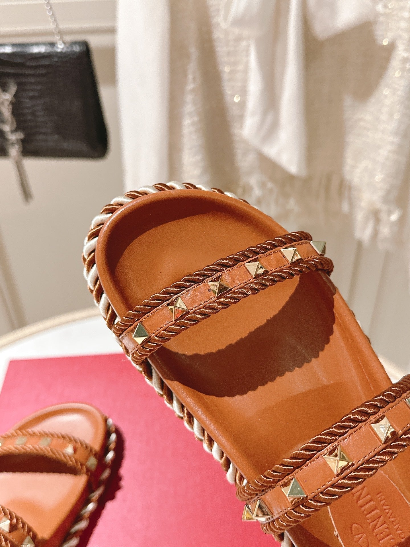 VT Rockstud Sandals Brown Espadrilles Cowhide 328127