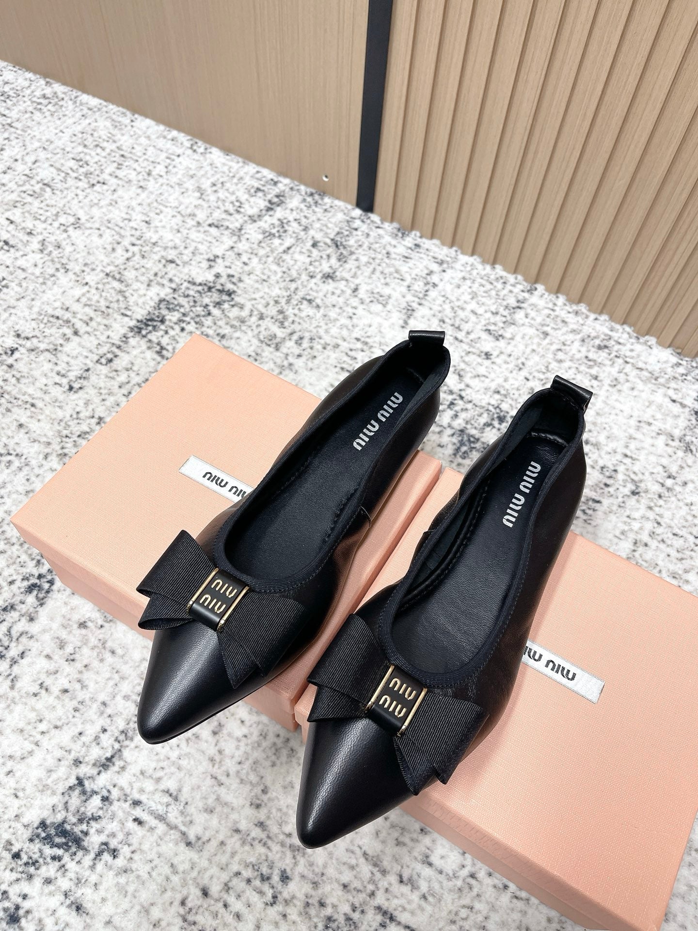 Miu Pointed-Toe Ballet Flats Black Sheepskin 591561