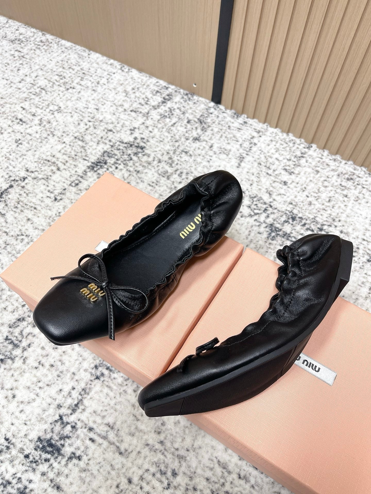 Miu  Mary Jane Flat Black Sheepskin 591572