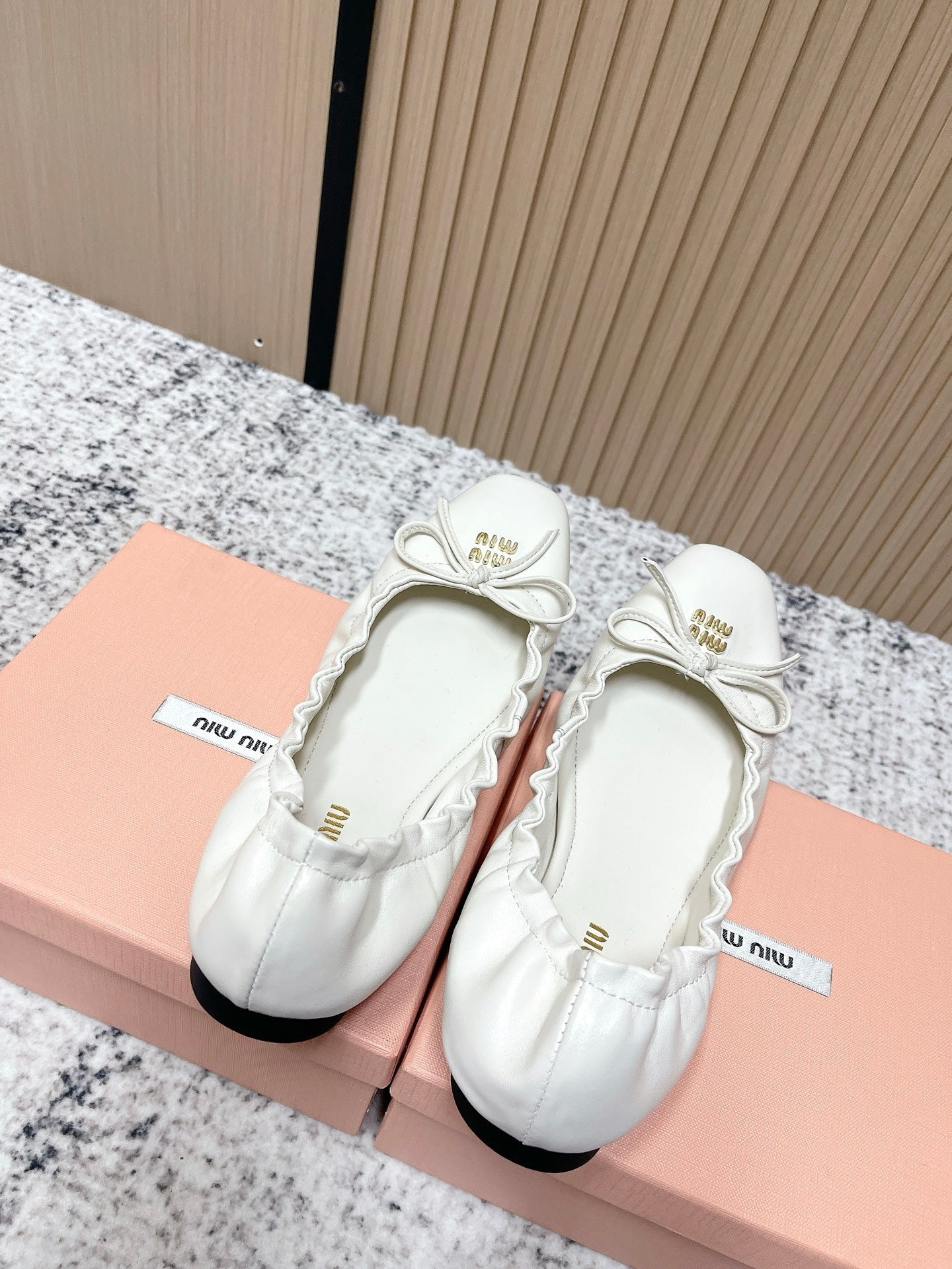 Miu  Mary Jane Flat White Sheepskin 591573