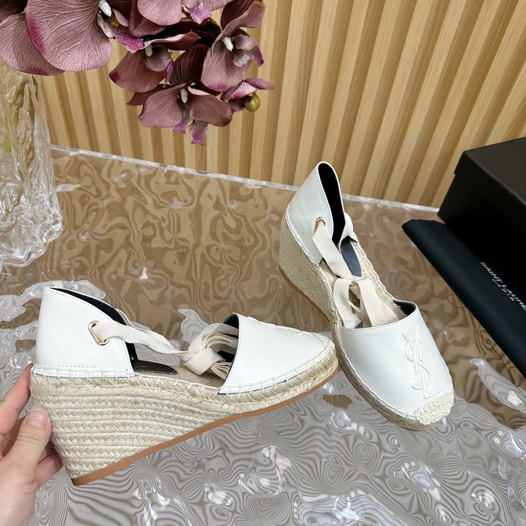 SL WEDGE SANDALS WHITE CALFSKIN AND STRAW