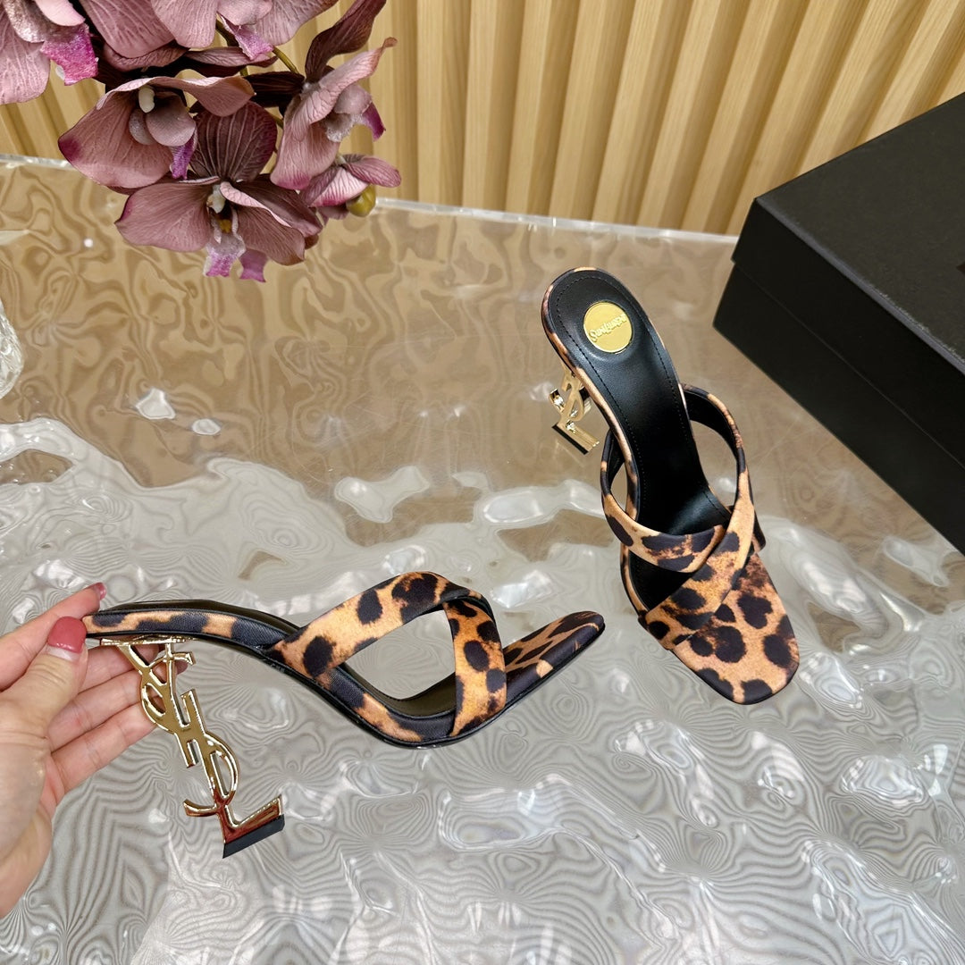 OPYUM 10 CM HIGH MULES IN LEOPARD PRINT SILK