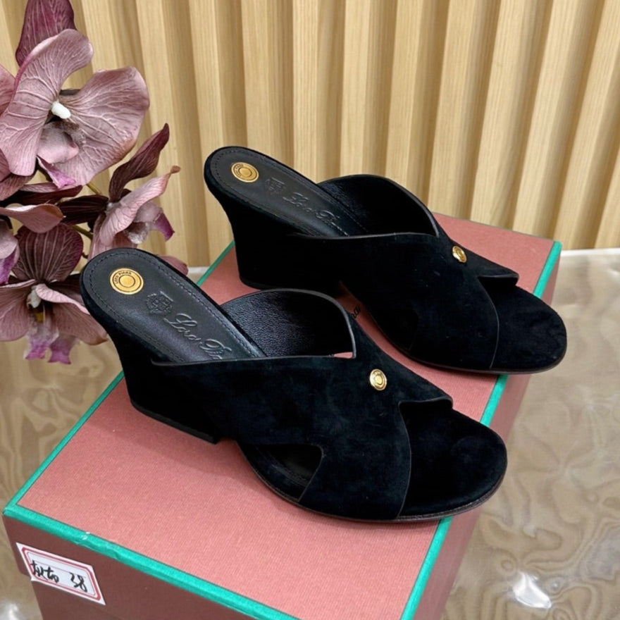 LP Vera Heeled Sandal Black Sheepskin 307966