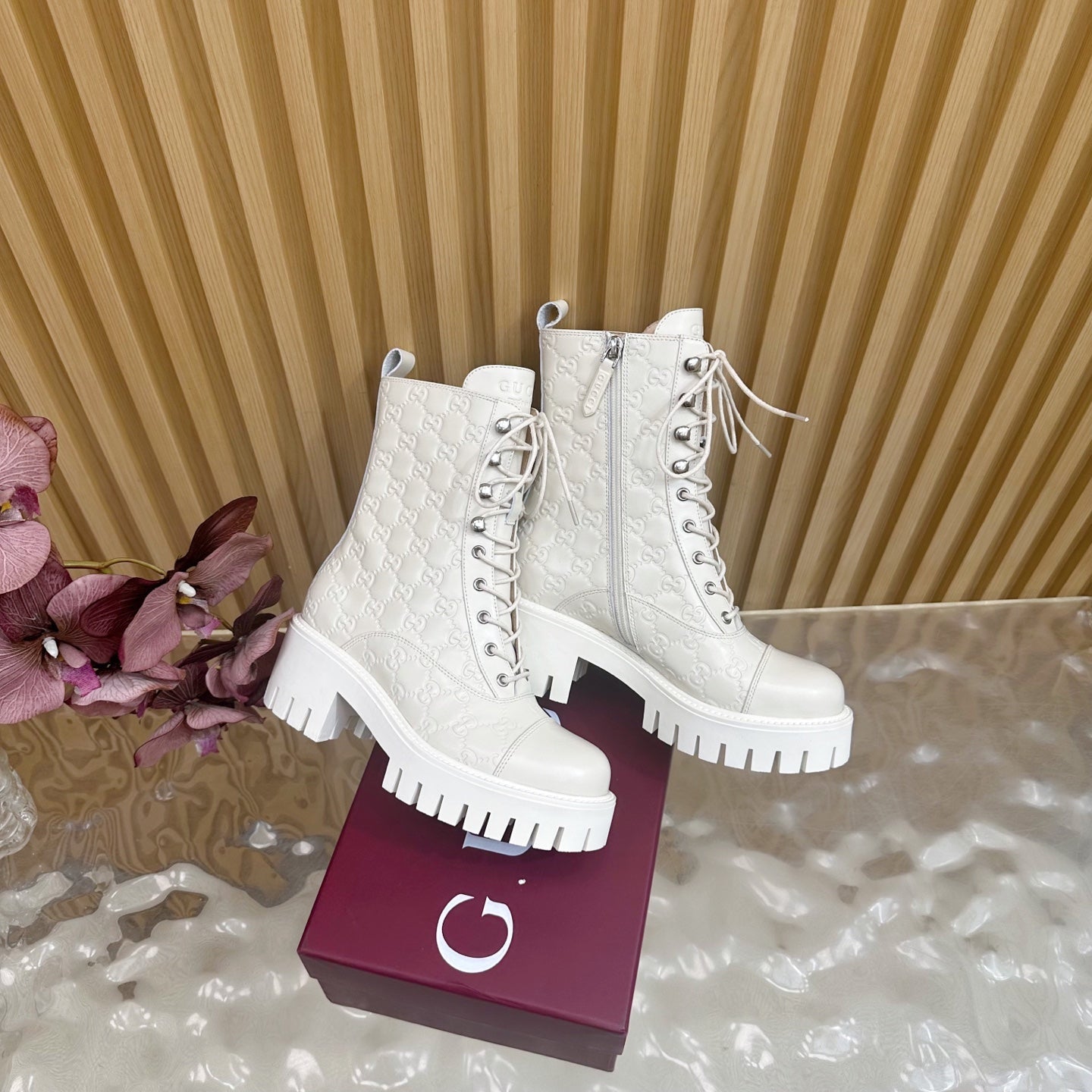 Gucci 2025 Boot Cream Embossed Cowhide 498048