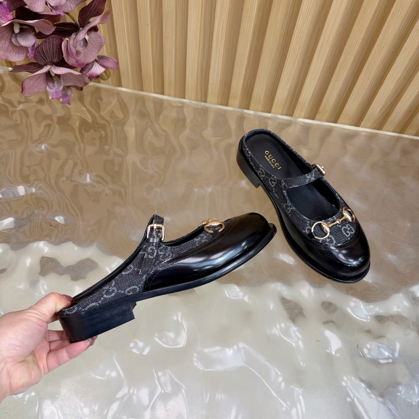 GG 26 Mule Black Beaded Leather Double G Fabric 589455