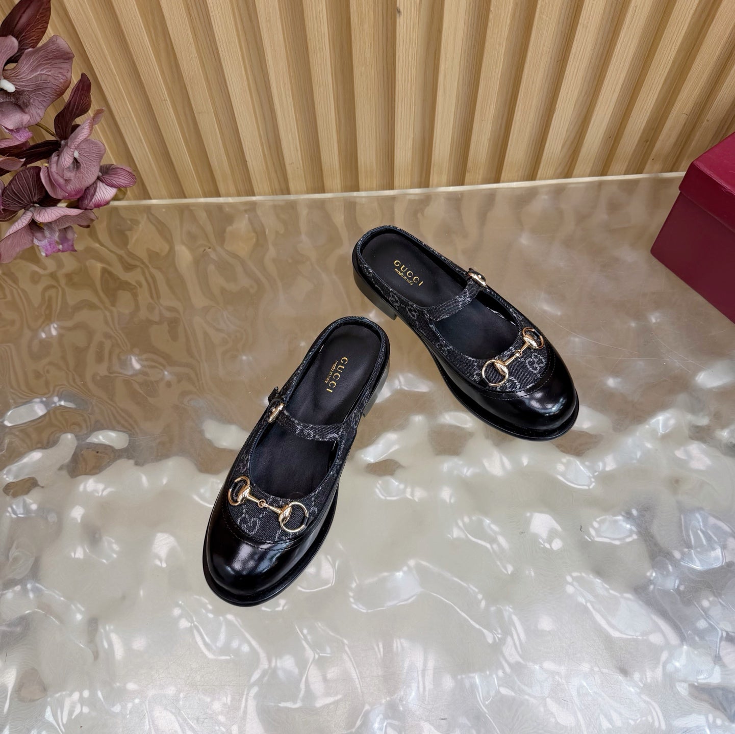 GG 26 Mule Black Beaded Leather Double G Fabric 589455