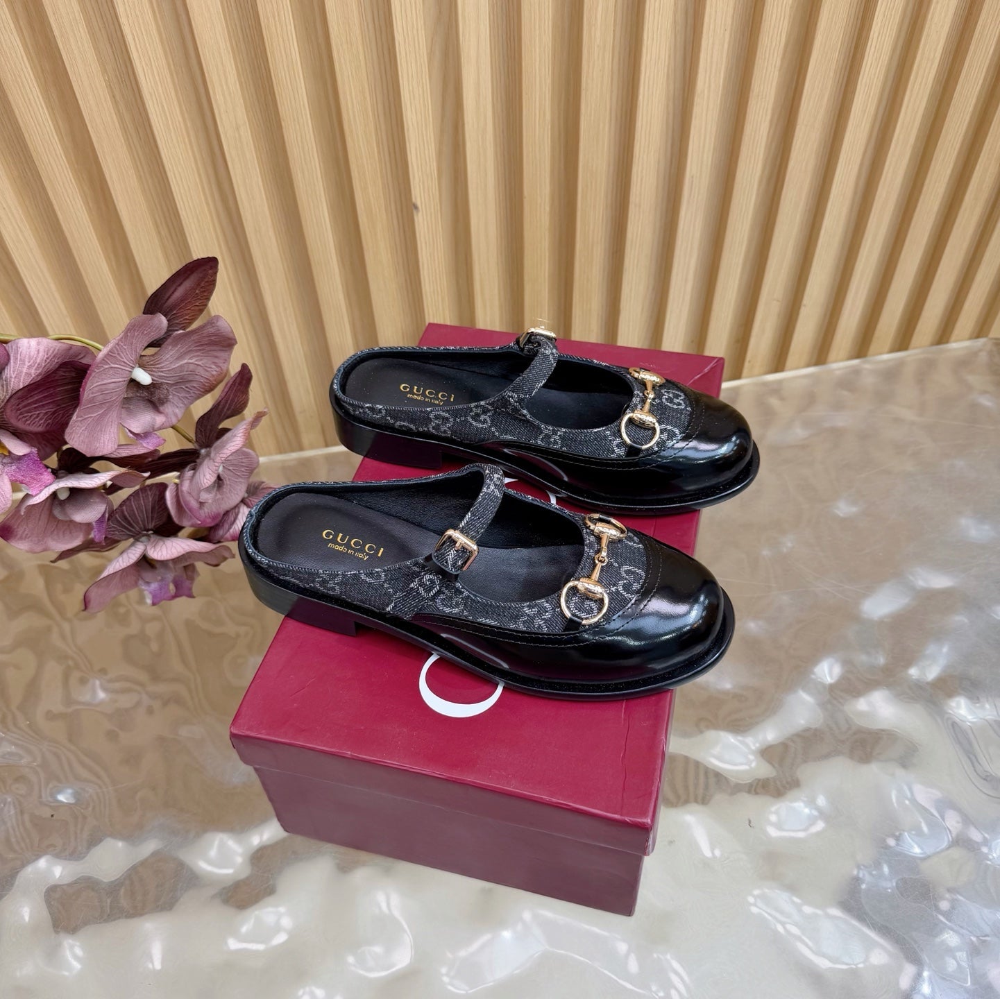 GG 26 Mule Black Beaded Leather Double G Fabric 589455