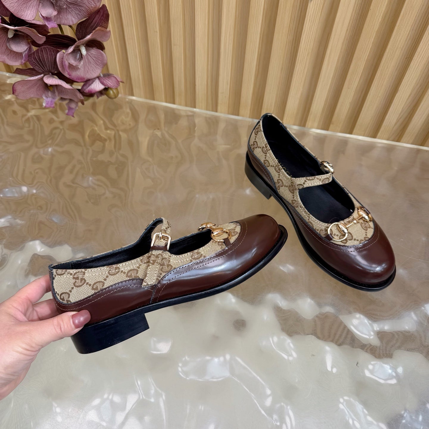 GG 26 Slip-on Brown Beige Sheepskin Double G Denim 589460