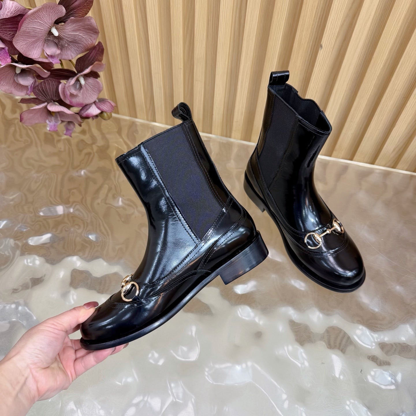 GG 26 Horsebit Martens Boots Black Sheepskin 589466