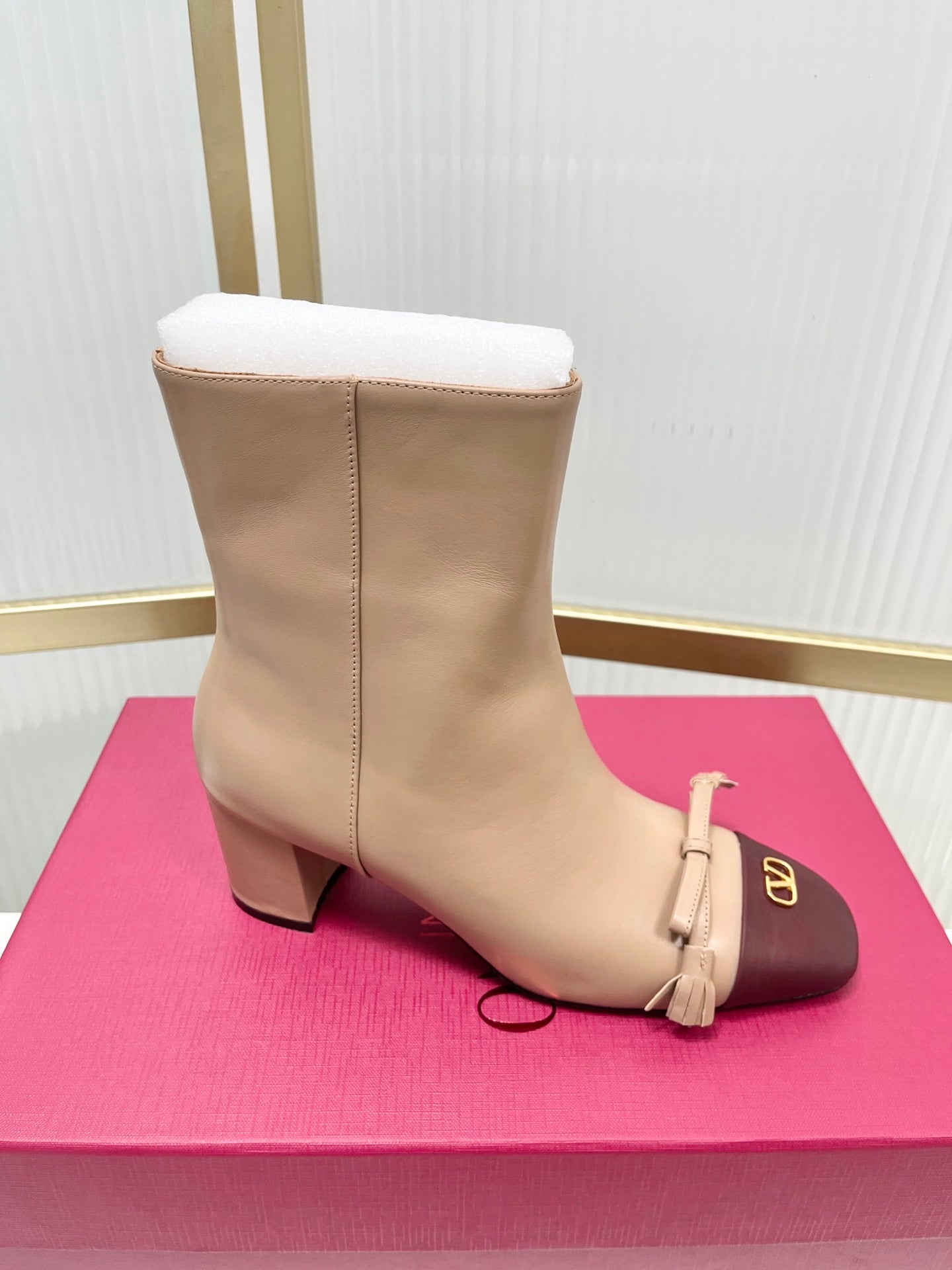Valentino 2025 Bow Square Toe  Zipper Ankle Boot Beige Burgundy Cowhide 549734