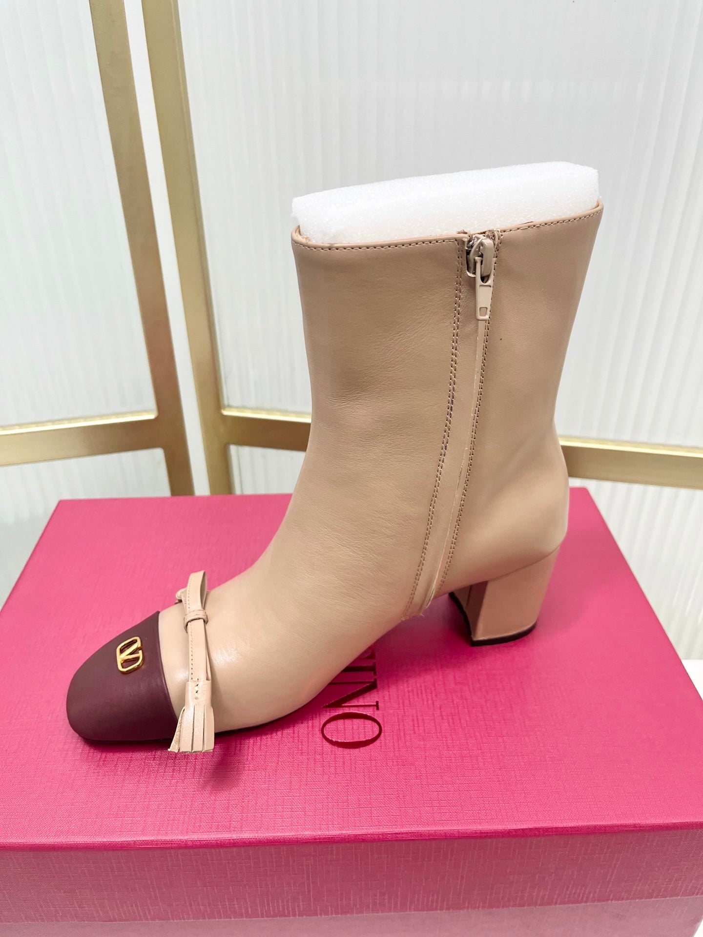 Valentino 2025 Bow Square Toe  Zipper Ankle Boot Beige Burgundy Cowhide 549734