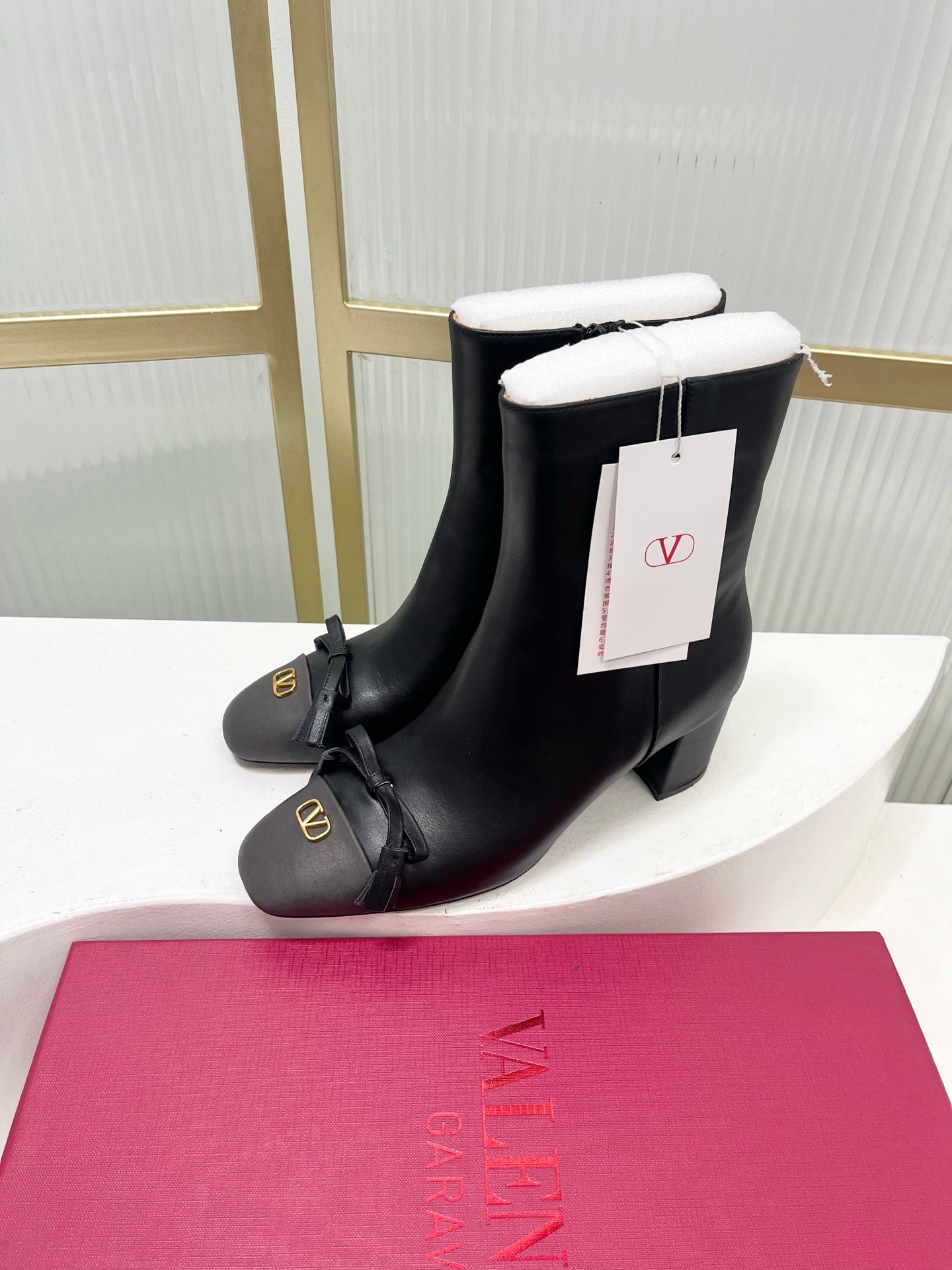 Valentino 2025 Bow Square Toe  Zipper Ankle Boot Black Cowhide 549736