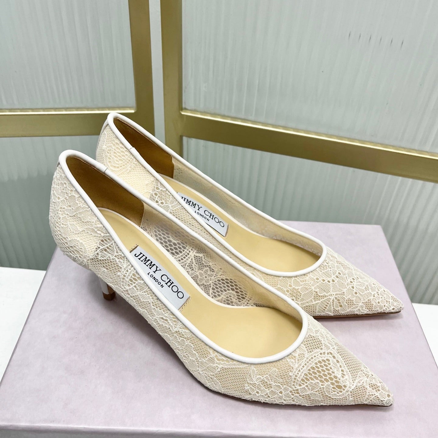 Jimmy 26s  Heel Pump 65 Ivory Beige Lace Sheepskin 605951
