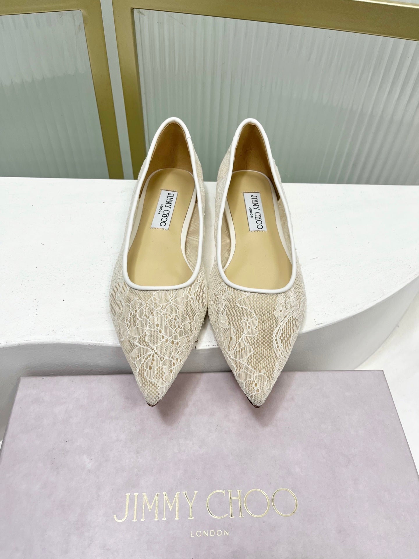 Jimmy 26s  Ballet Flats Ivory Beige Lace Sheepskin 605952