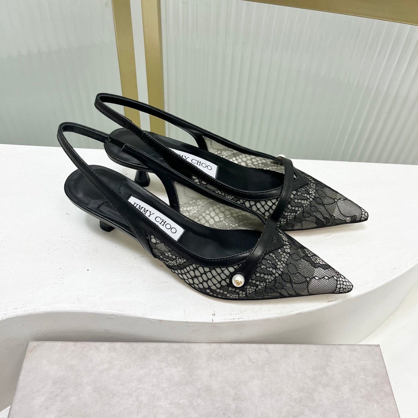 Jimmy 26s Slingback 45 Black Lace Sheepskin 605959