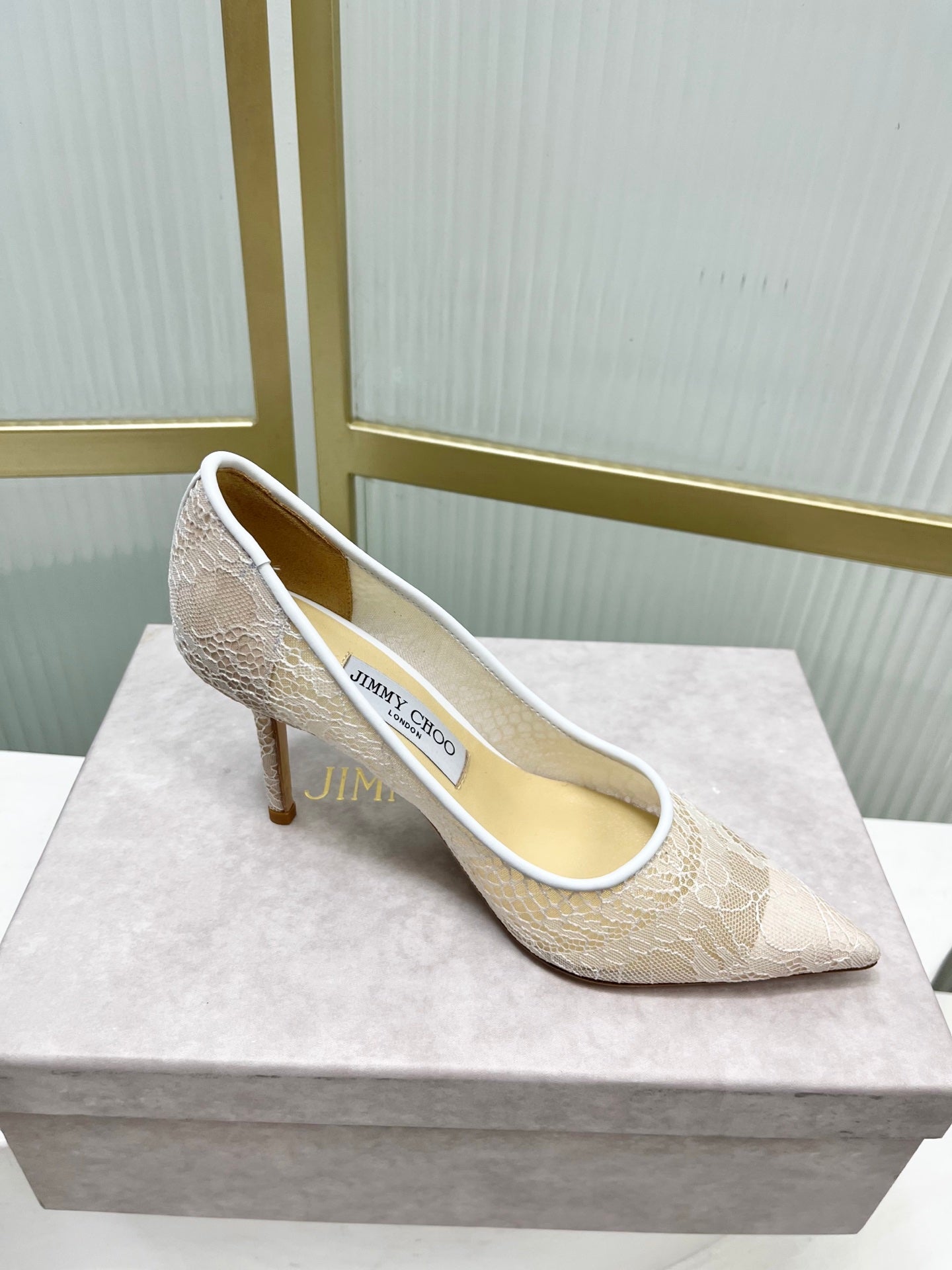 Jimmy 26s Heel Pump 85 White Beige Lace Sheepskin 605960