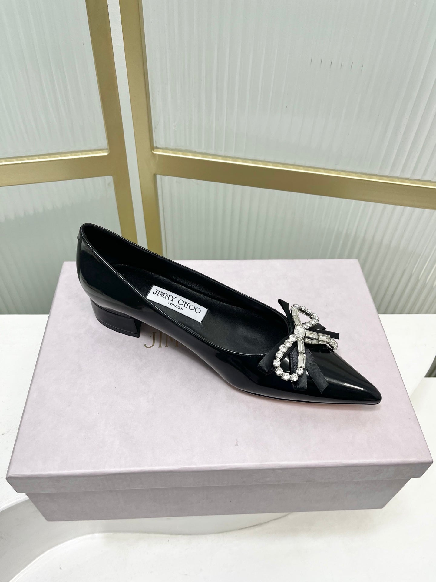 Jimmy 26s Pointed Toe Pump 25 Black Patent Cowhide 605965