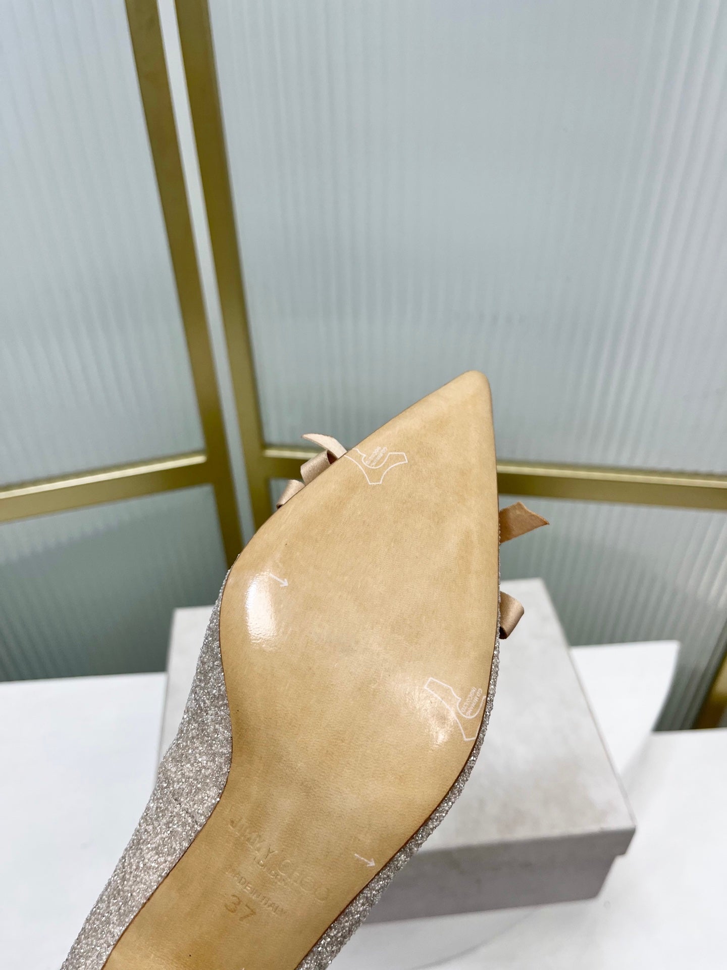 Jimmy 26s Pointed Toe Pump 55 Gold Glitter Cowhide 605969