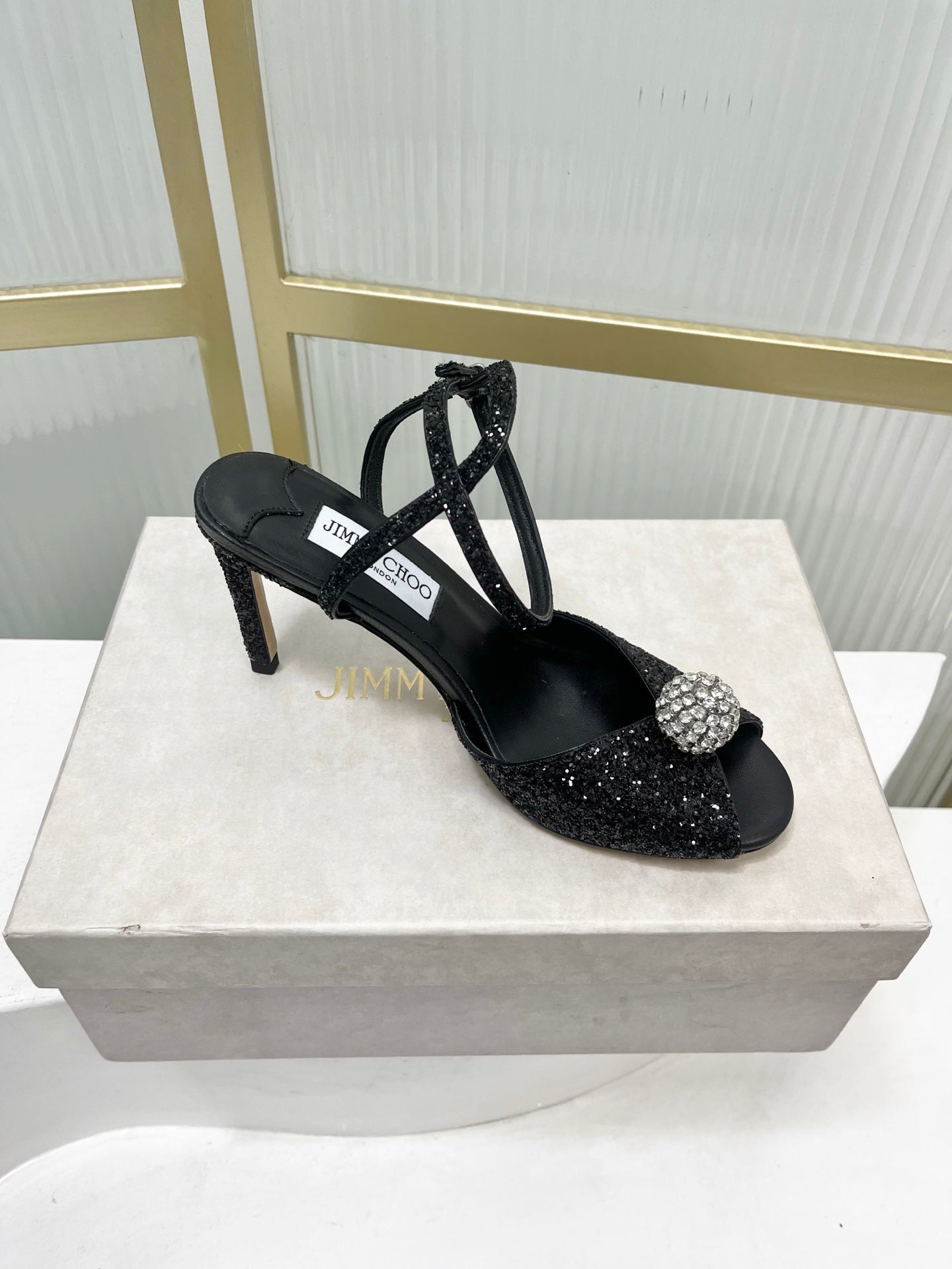 Jimmy 26s Peep-Toe High Heels  85 Black Lace Sheepskin 605975