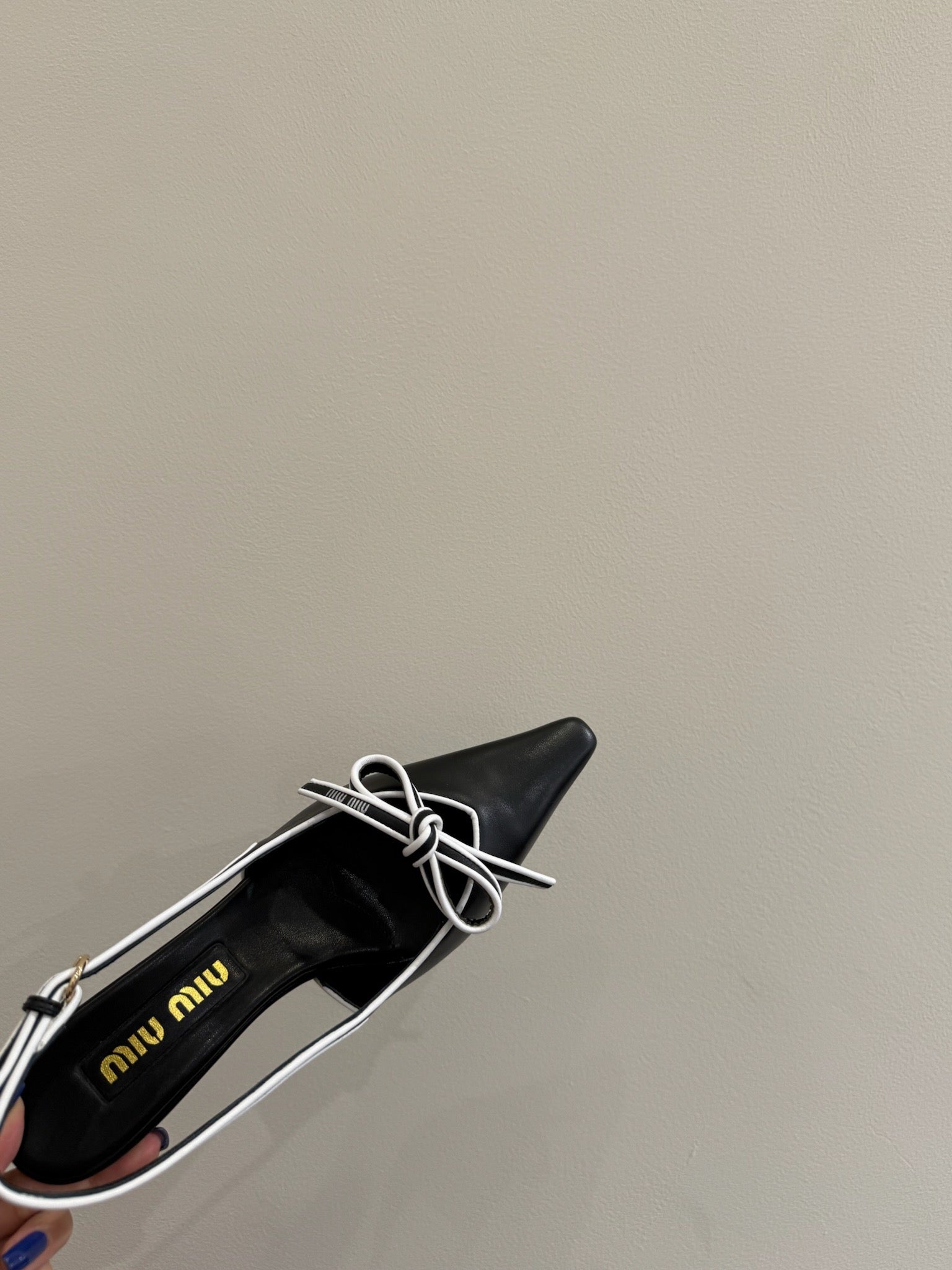 Miu slingback pump black leather